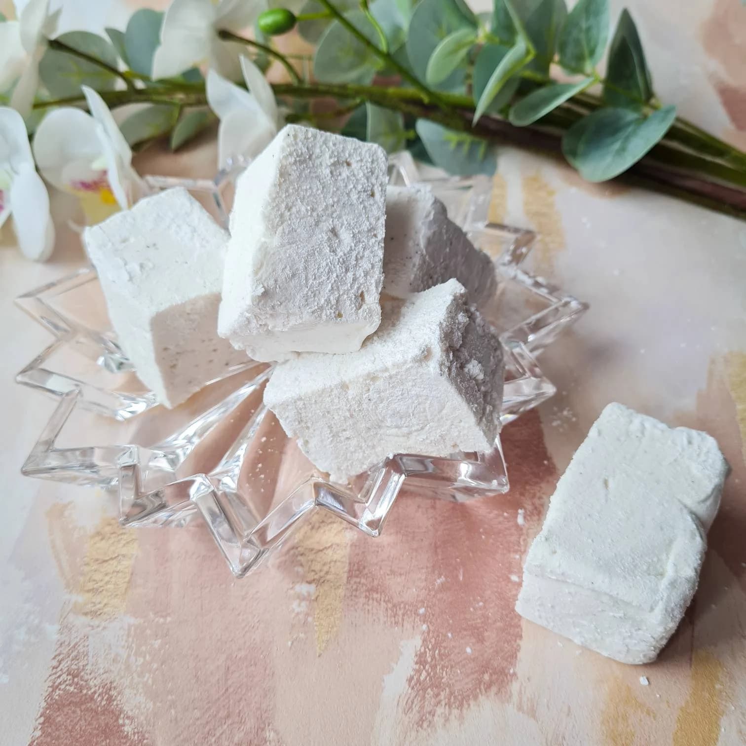 Gourmet Vanilla Marshmallows: Halal Foodie Gift - image 3