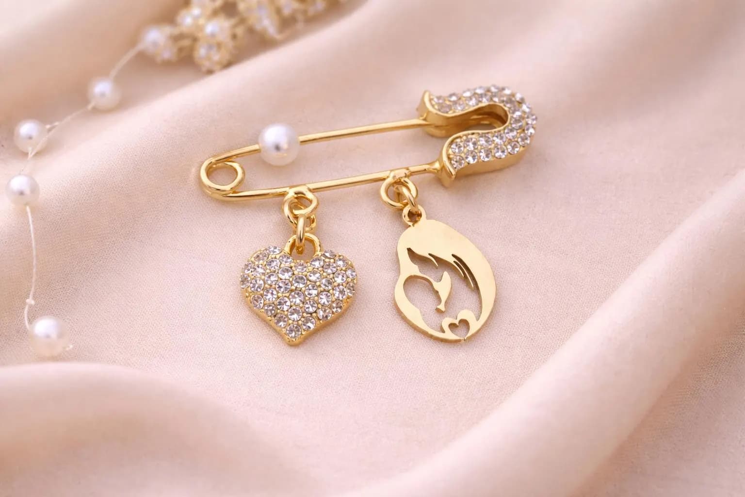 Delicate Baby Shower Pin - New Mom gift