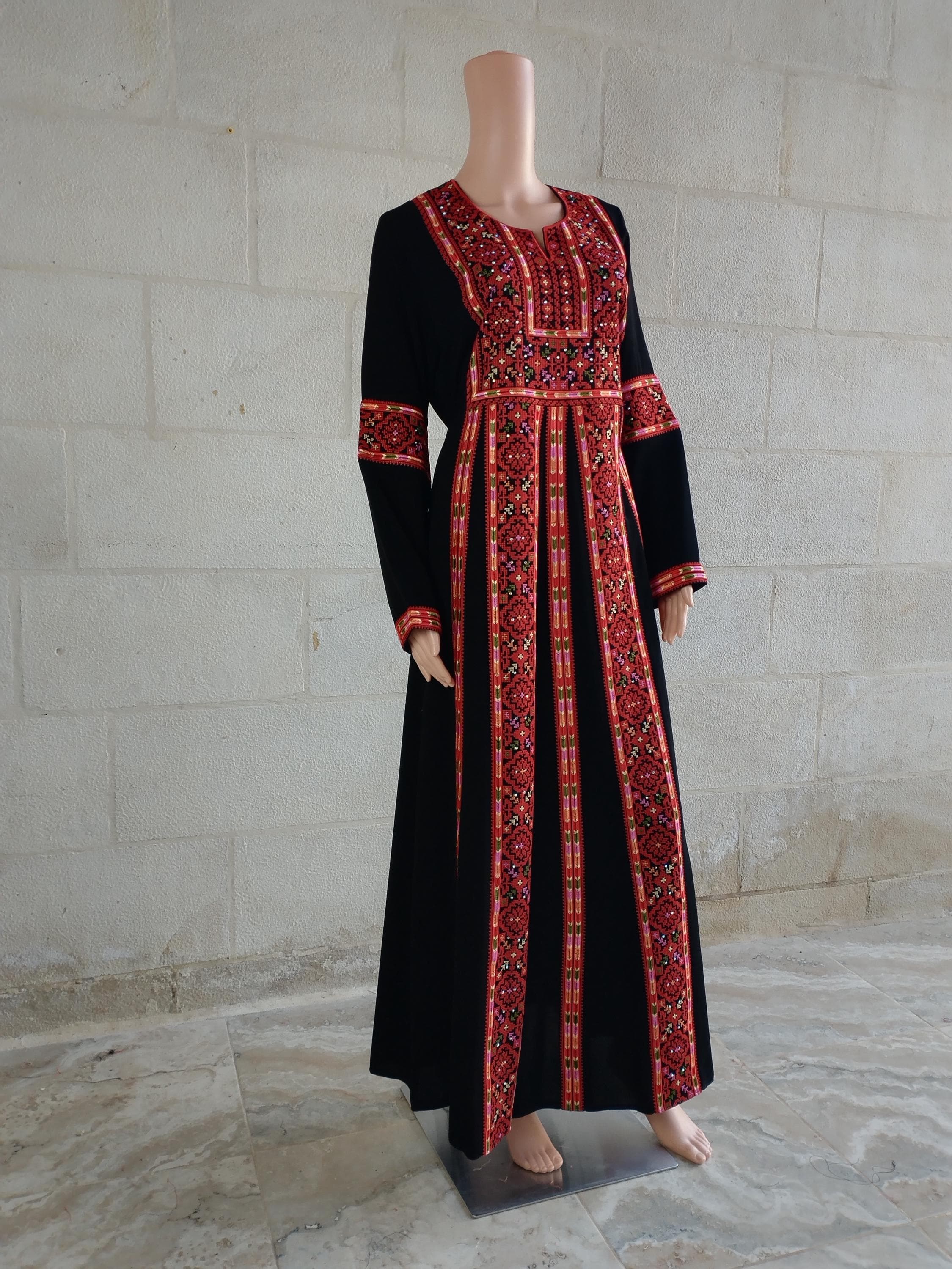 Palestinian Thobe Thob Embroidery Tatreez Black and Red Manajel 5 Strips - image 4
