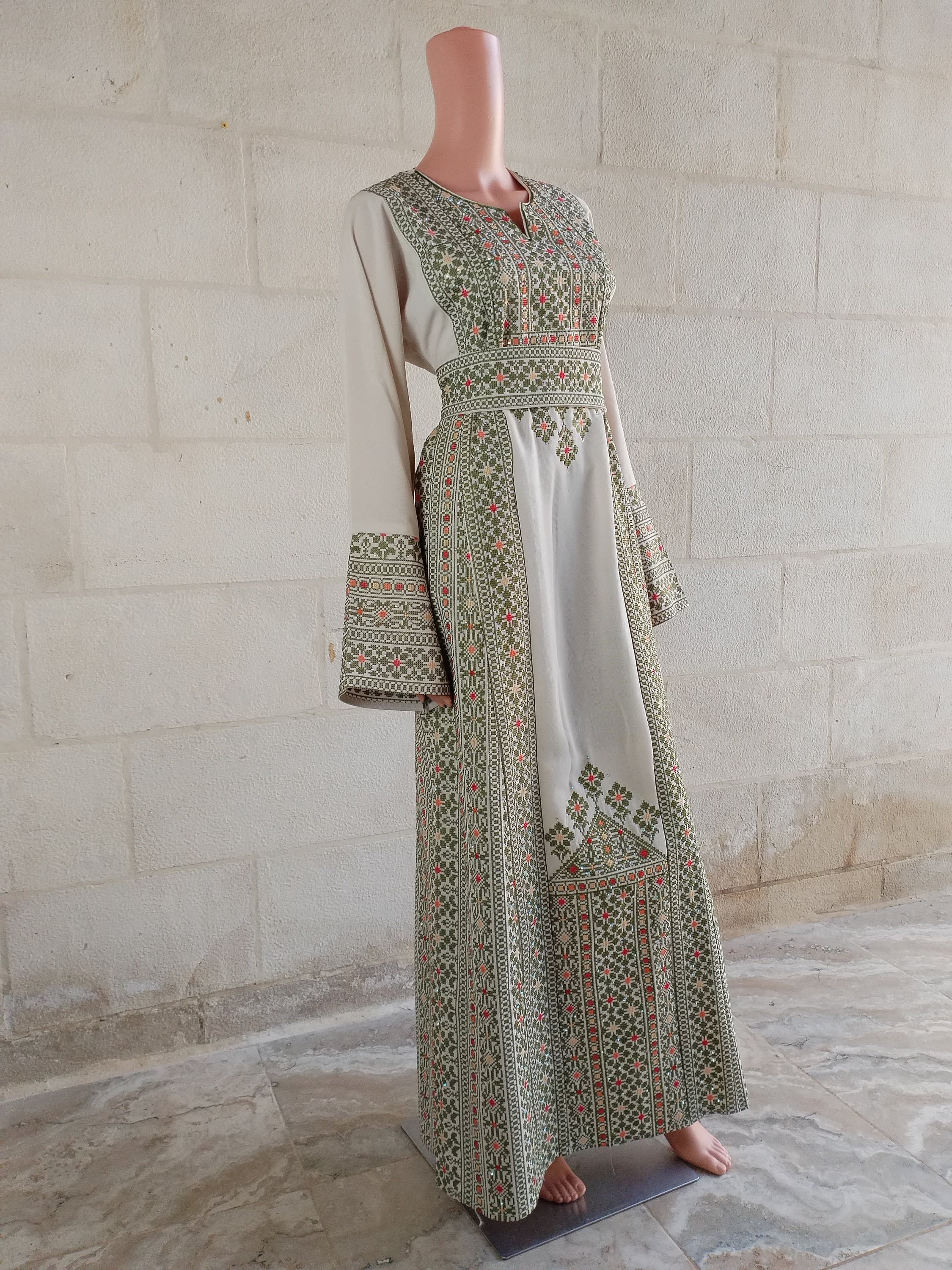 Palestinian Embroidery Thobe Princess Thob Maxi Dress Tatreez Amira Green and Beige - image 5