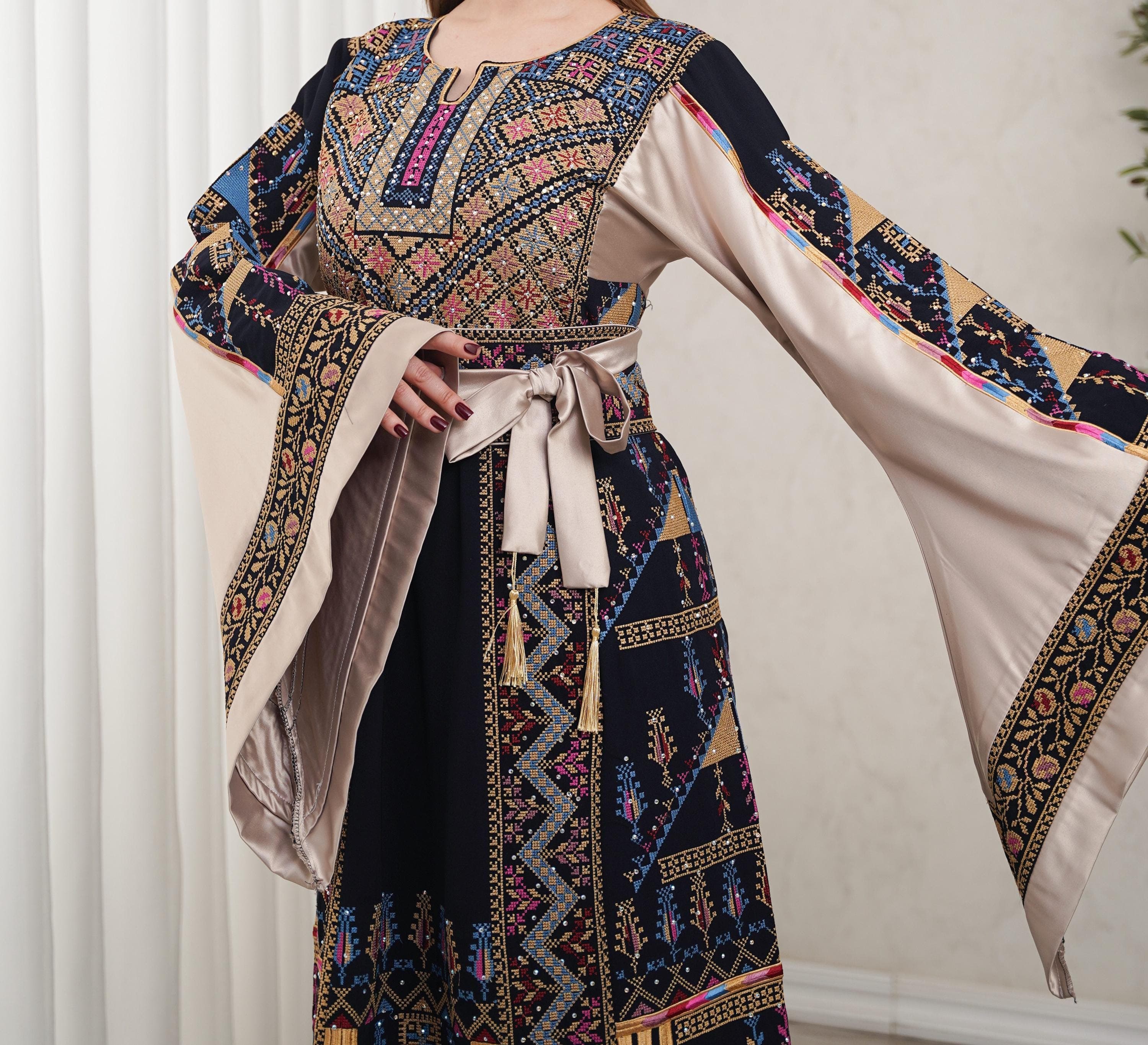 Palestinian Thobe Tatreez Dress Luxury Fellahi Navy Blue and Manajel Vs. - image 4