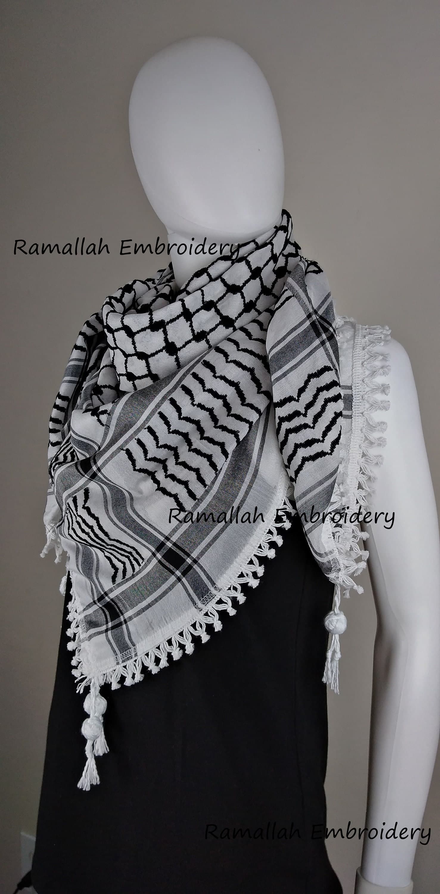 Palestinian Kufieh Black and White Hatta Arab Scarf Keffiyeh  Cotton Fabric