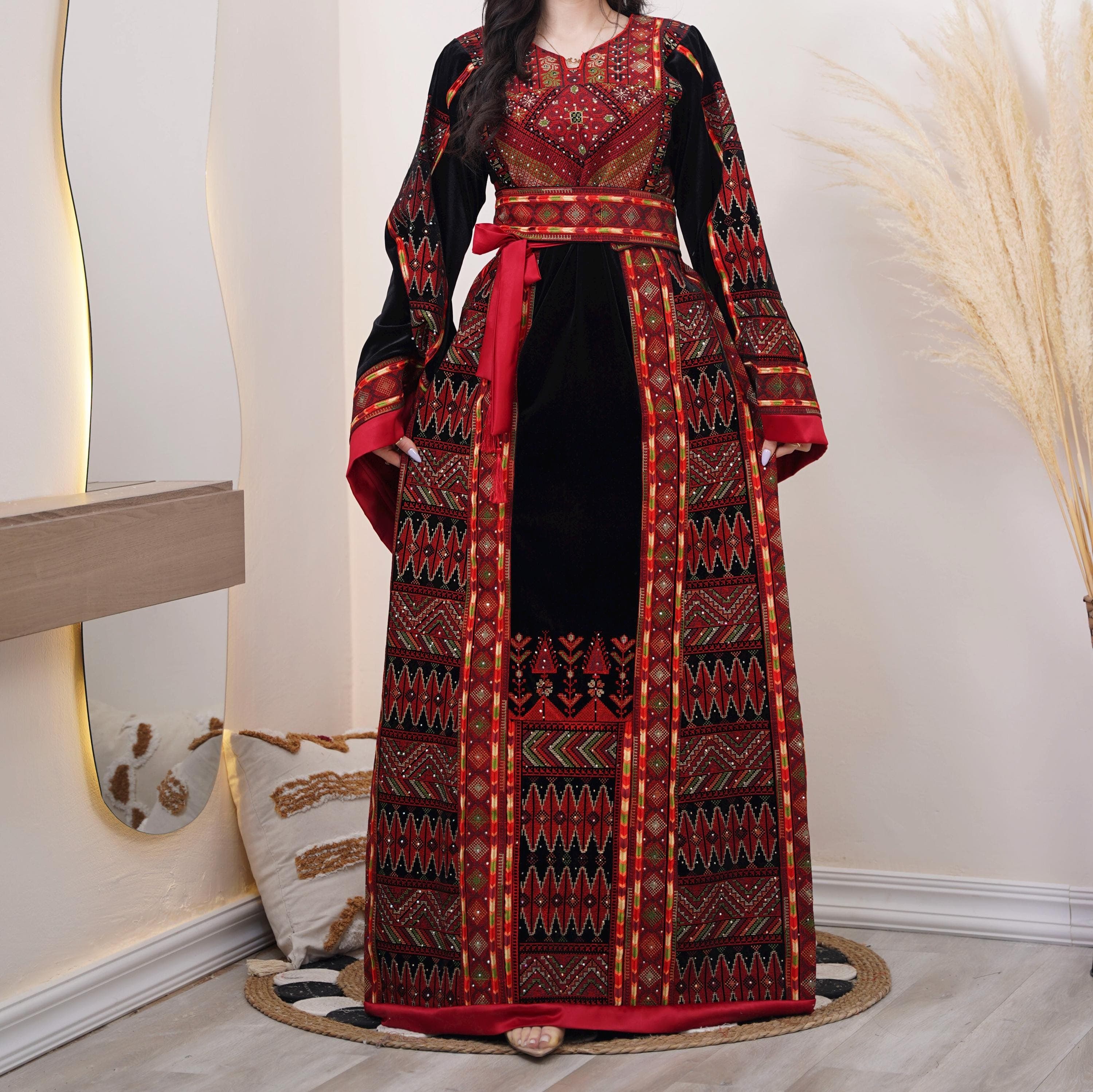Palestinian Thobe Tatreez Dress Luxury Fellahi Velvet Red and Black - image 4