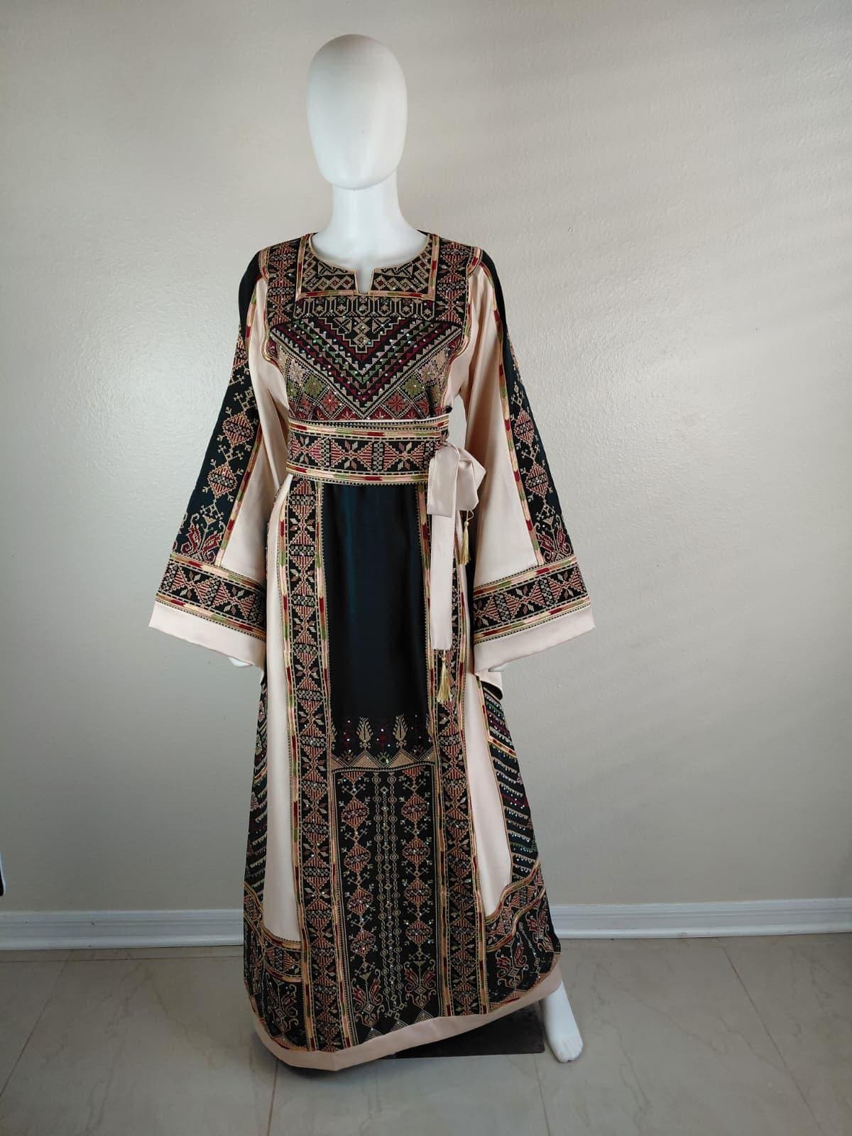 Palestinian Thobe Tatreez Dress Luxury Fellahi Green and Golden Elegance. - image 3