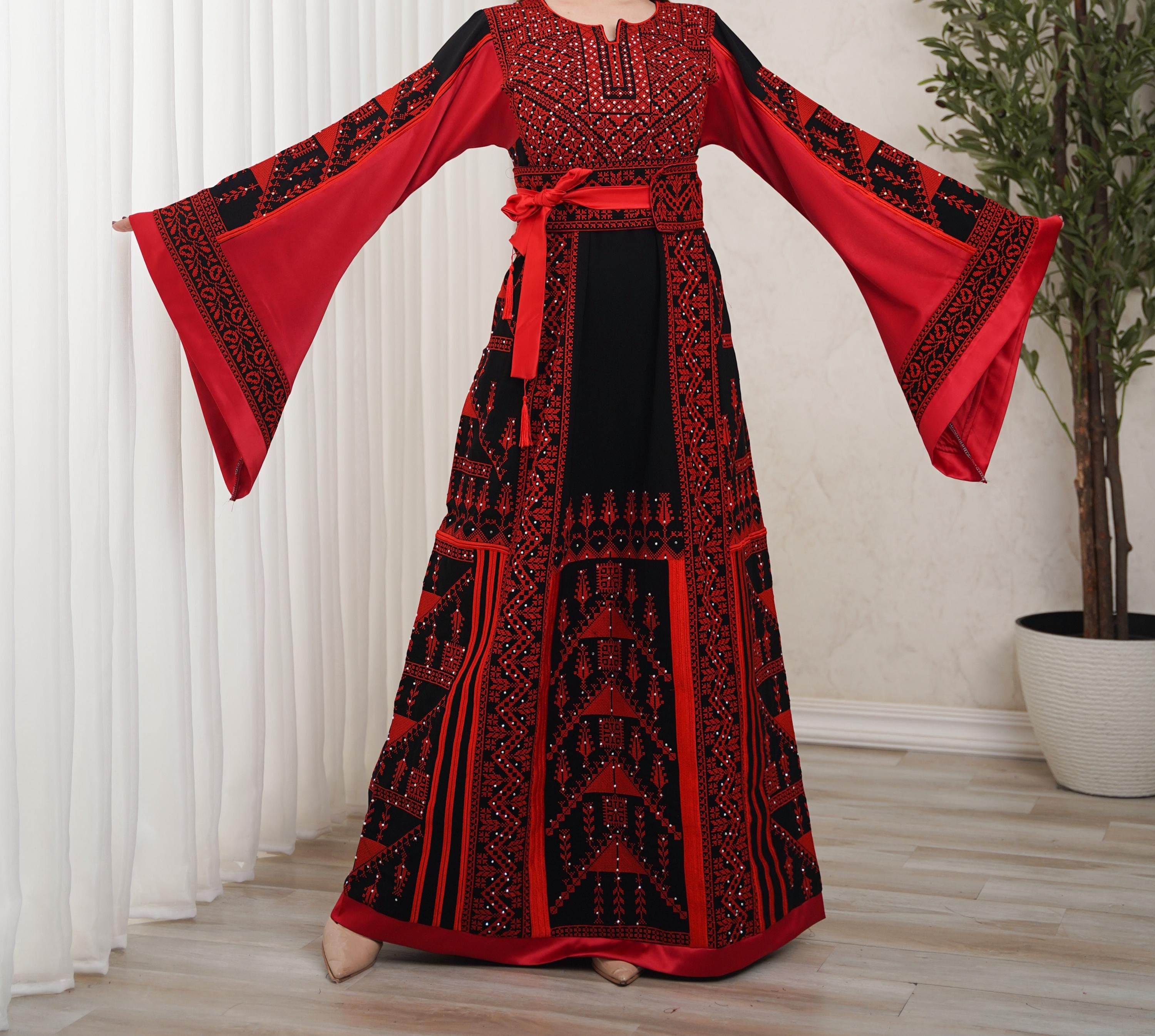 Palestinian Thobe Tatreez Dress Luxury Fellahi Black and Red Vs.