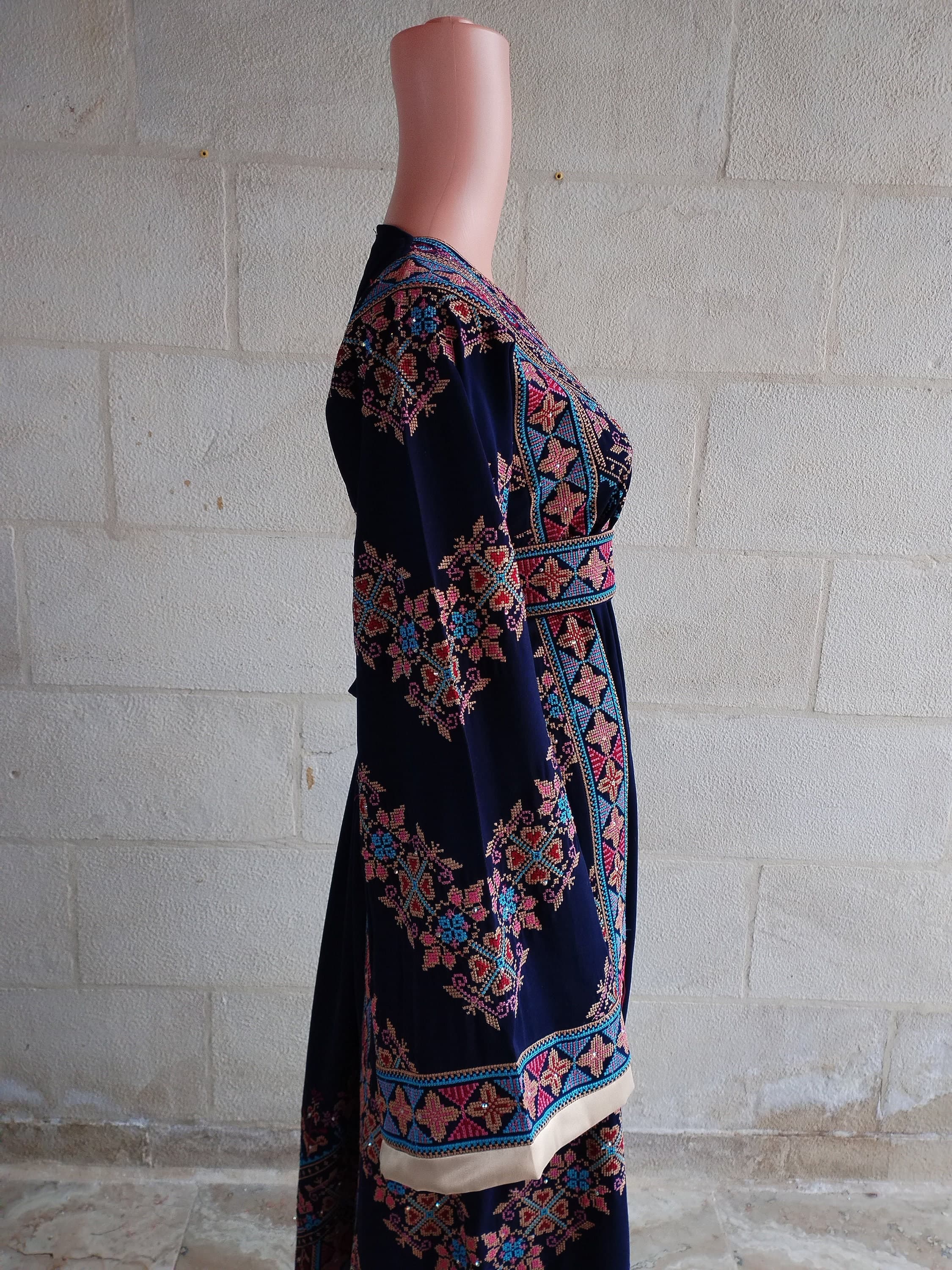 Palestinian Thobe Tatreez Dress Navy Blue and Red Embroidery connect - image 5
