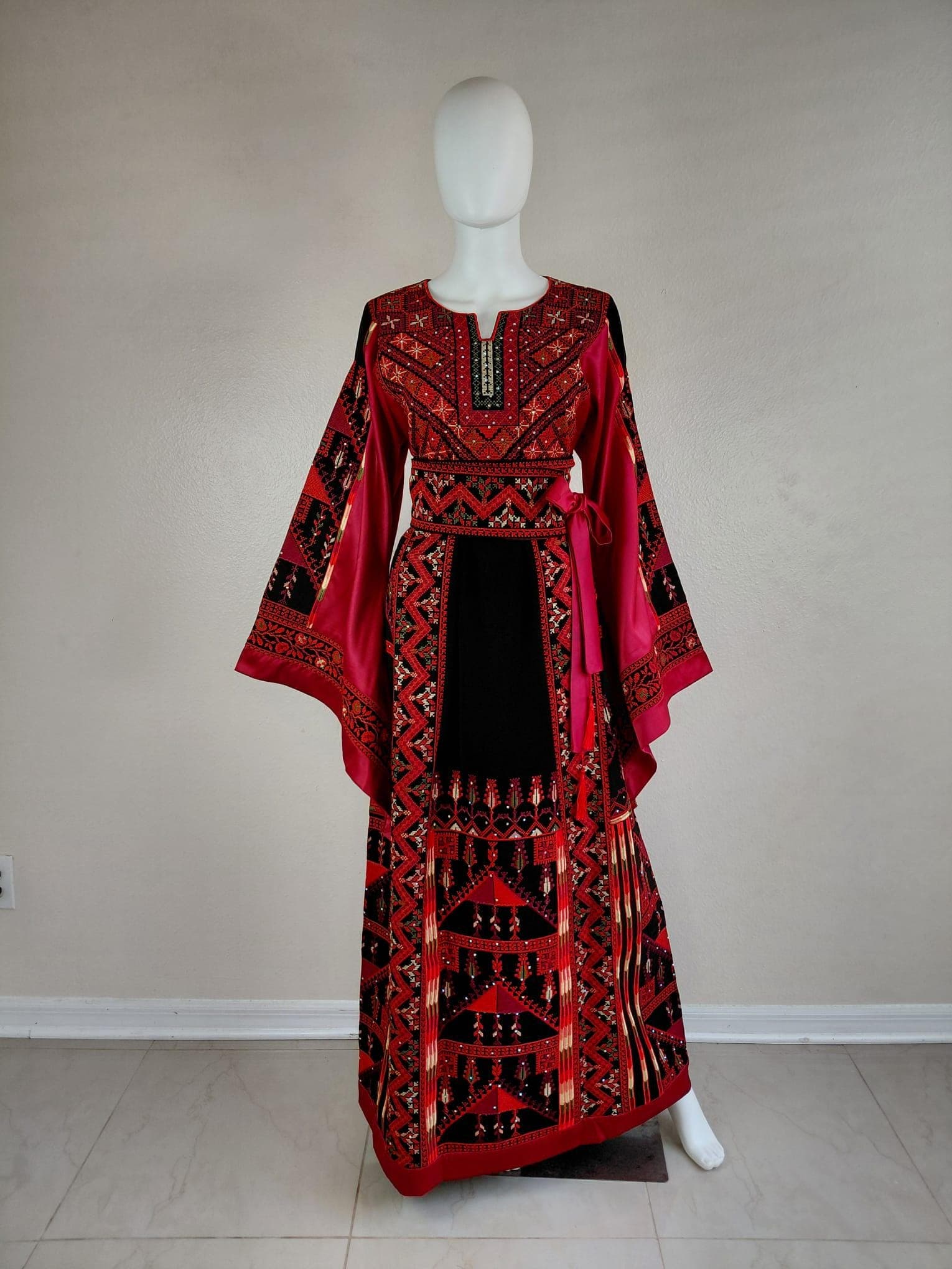 Palestinian Thobe Tatreez Dress Luxury Fellahi Black and Red Multi Vs. - image 3