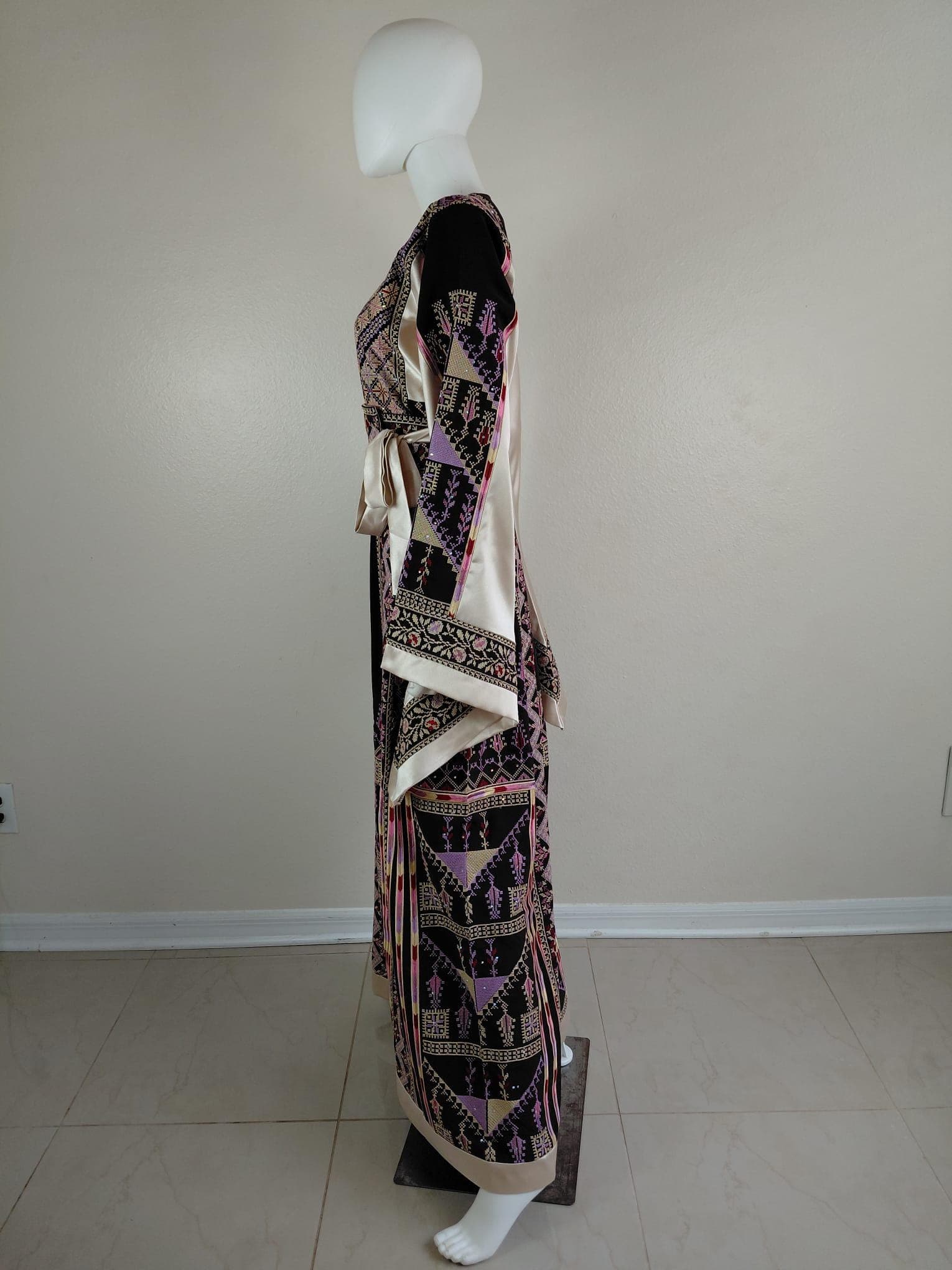 Palestinian Thobe Tatreez Dress Luxury Fellahi Purple and Golden Vs - image 3