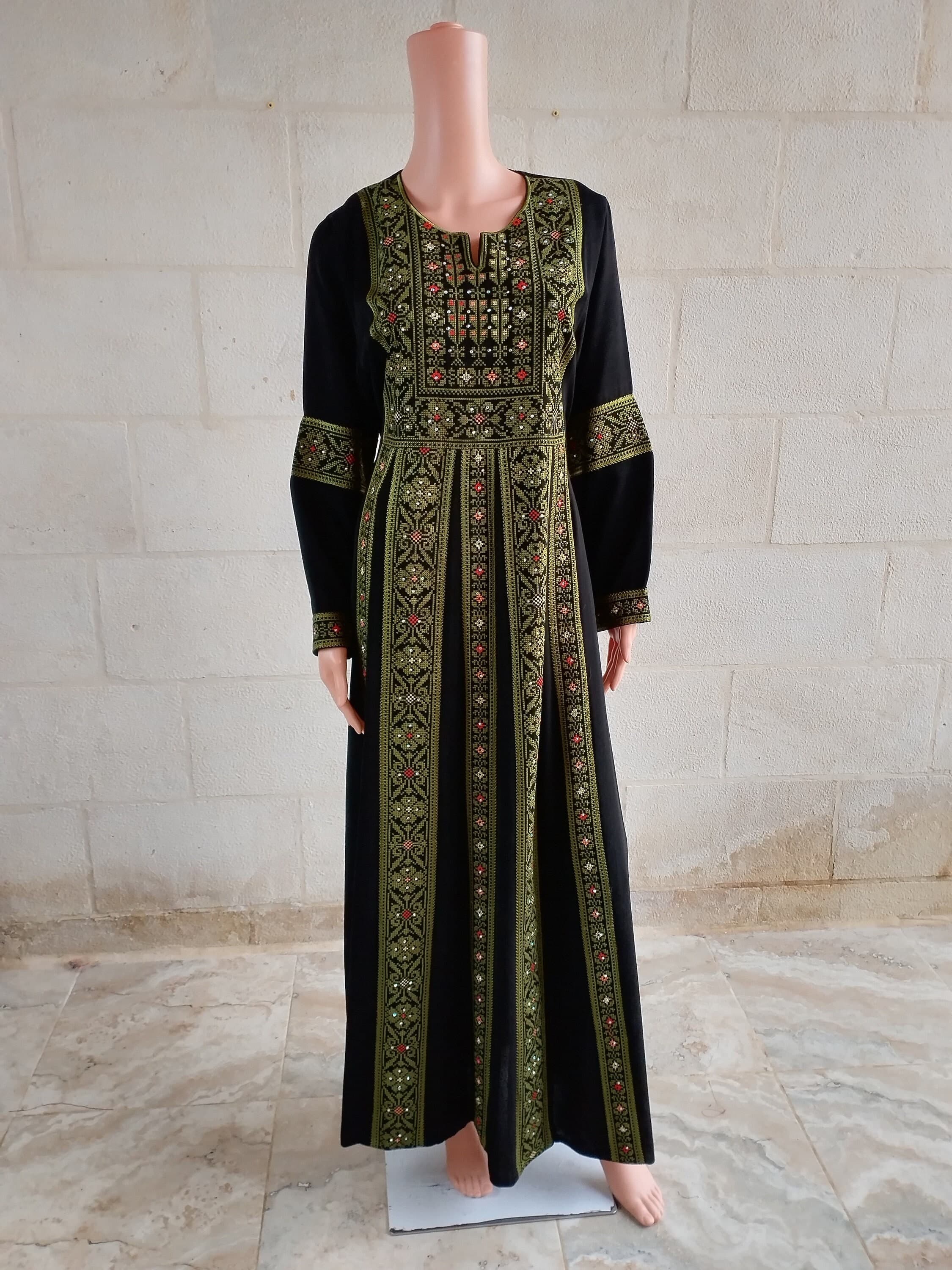 Palestinian Thobe Embroidery Tatreez Dress Black And Green Sunara