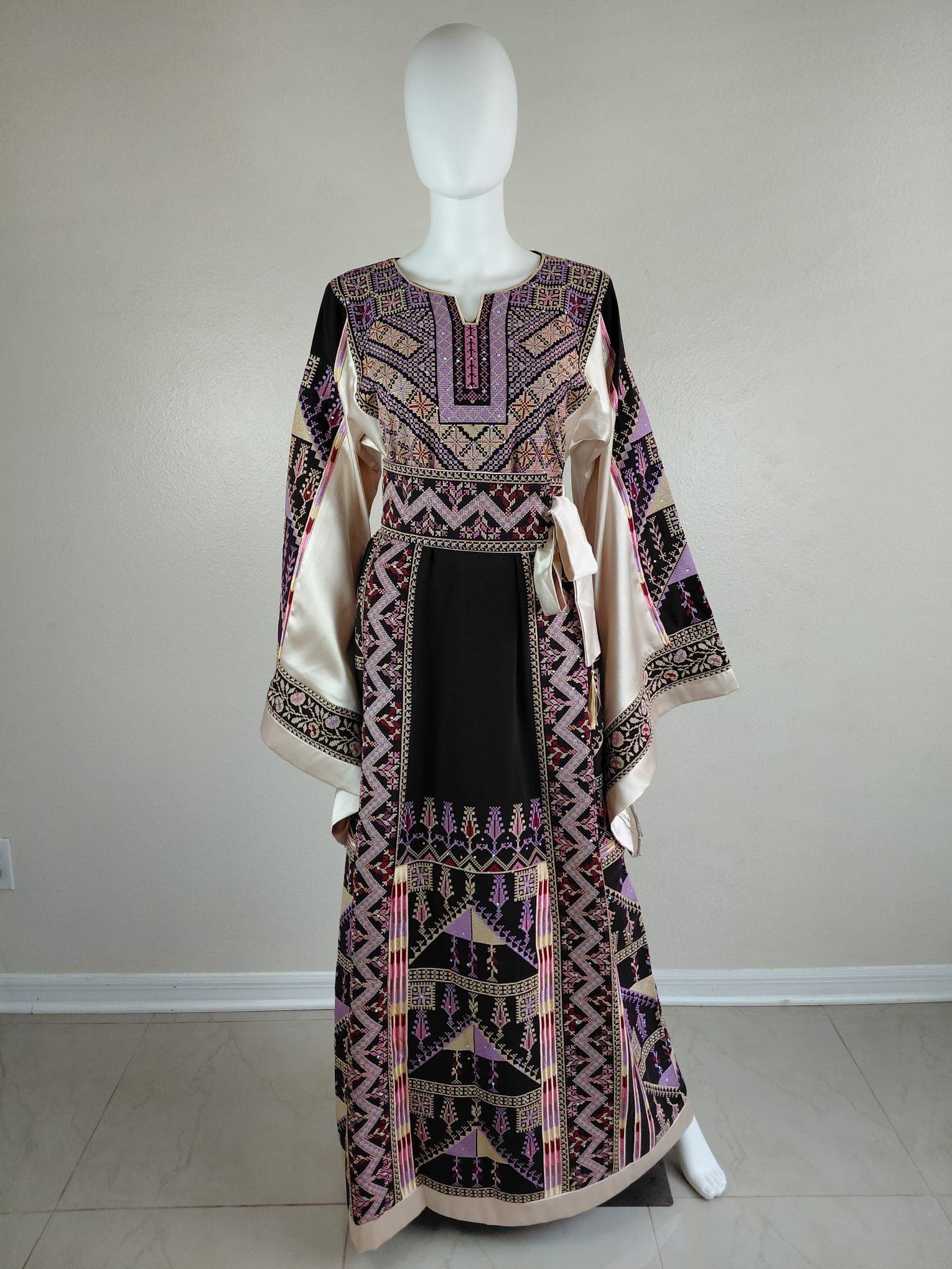 Palestinian Thobe Tatreez Dress Luxury Fellahi Purple and Golden Vs