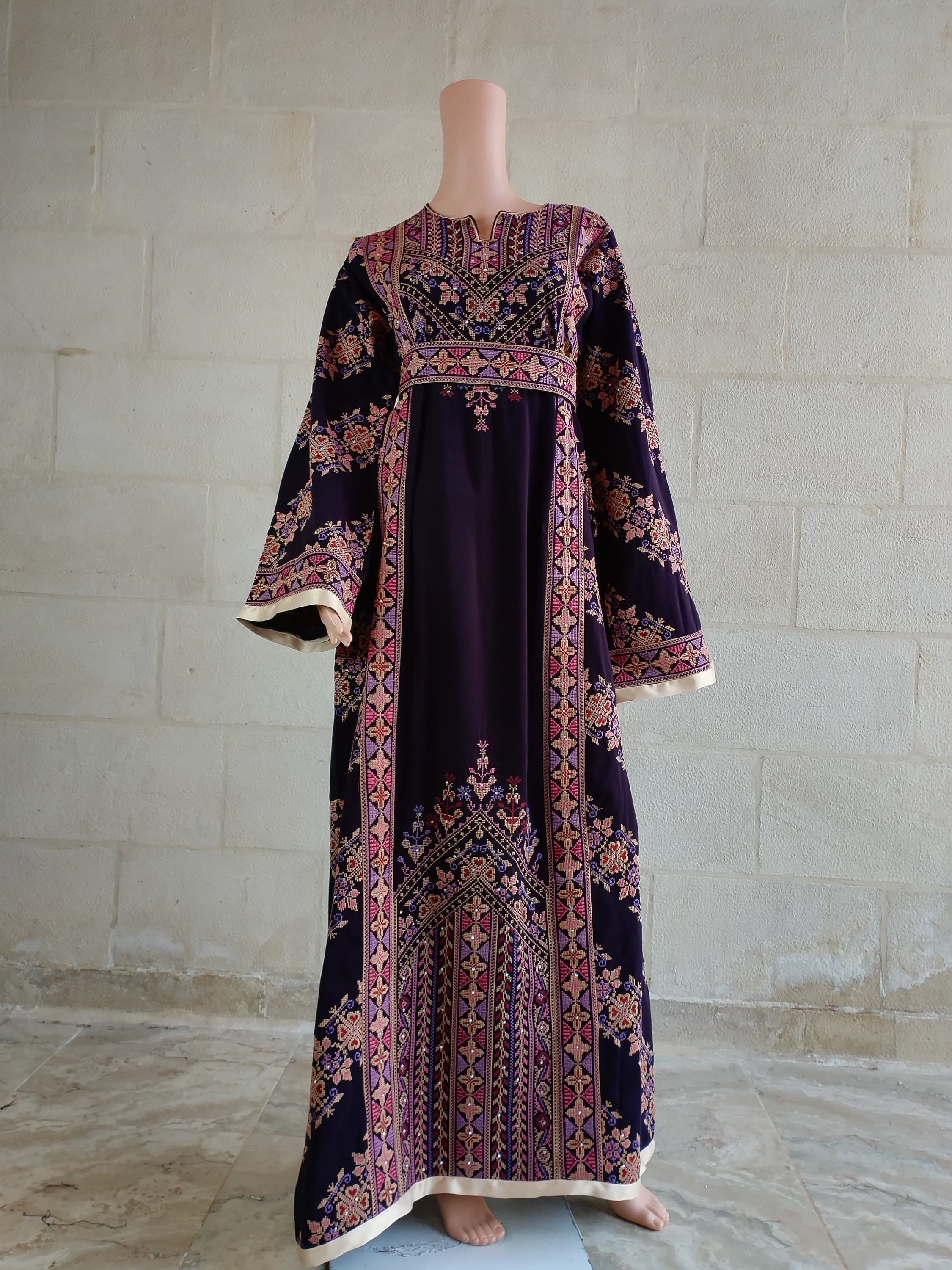 Palestinian Thobe Tatreez Dress Purple and Golden Embroidery connect