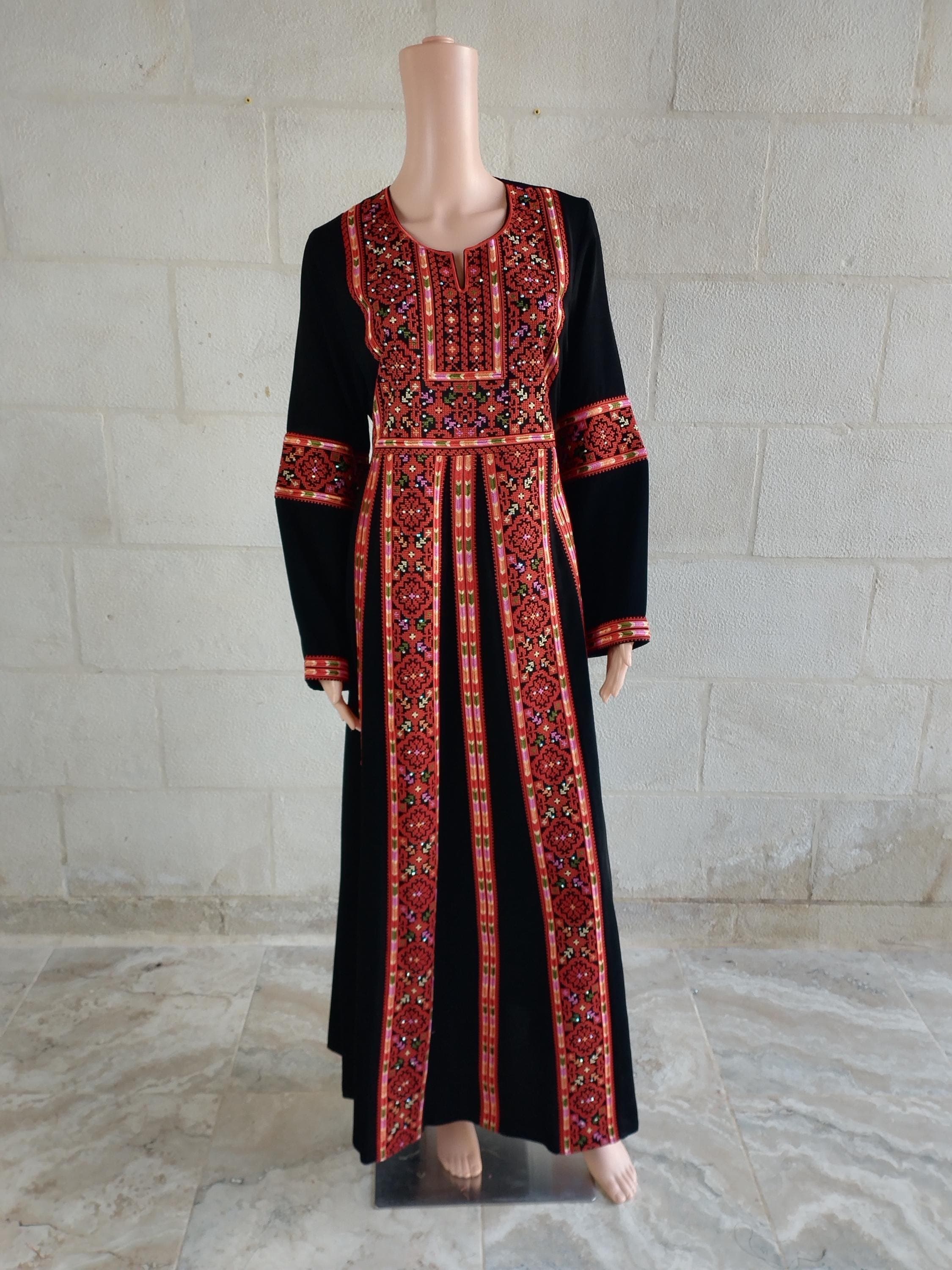 Palestinian Thobe Thob Embroidery Tatreez Black and Red Manajel 5 Strips - image 3