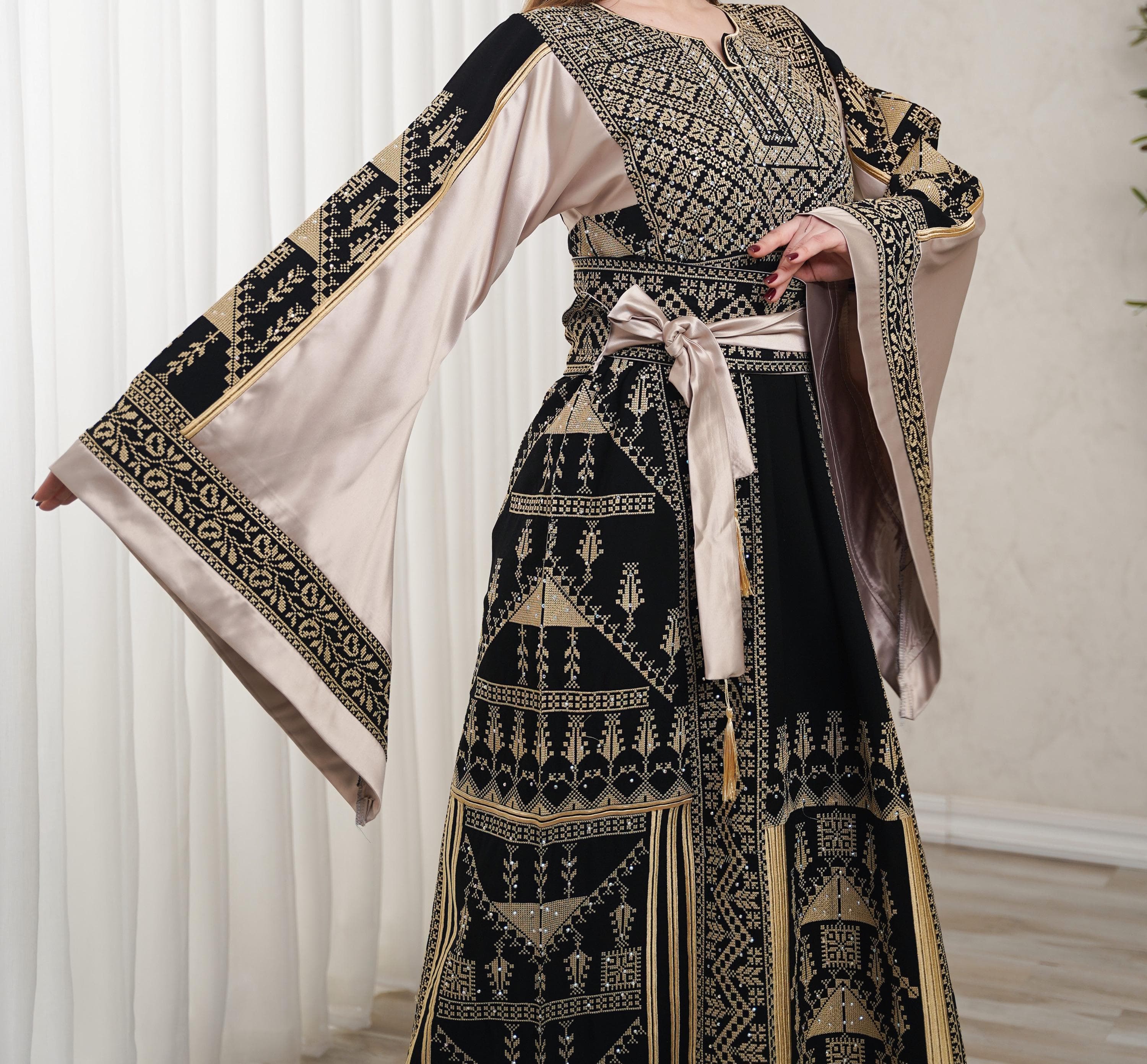 Palestinian Thobe Tatreez Dress Luxury Fellahi Black and Golden Vs - image 4