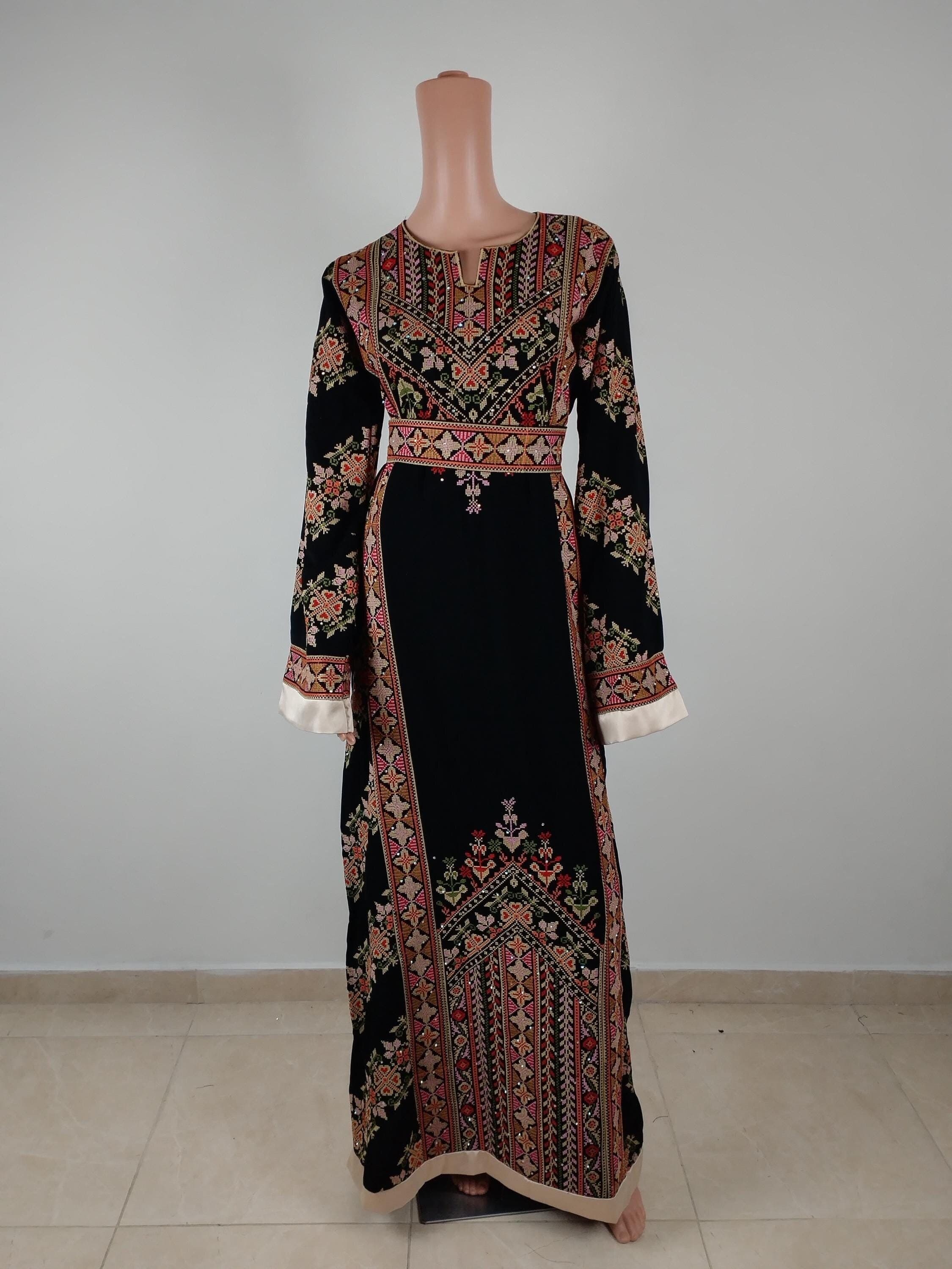 Palestinian Thobe Tatreez Dress Black and Golden Embroidery connect