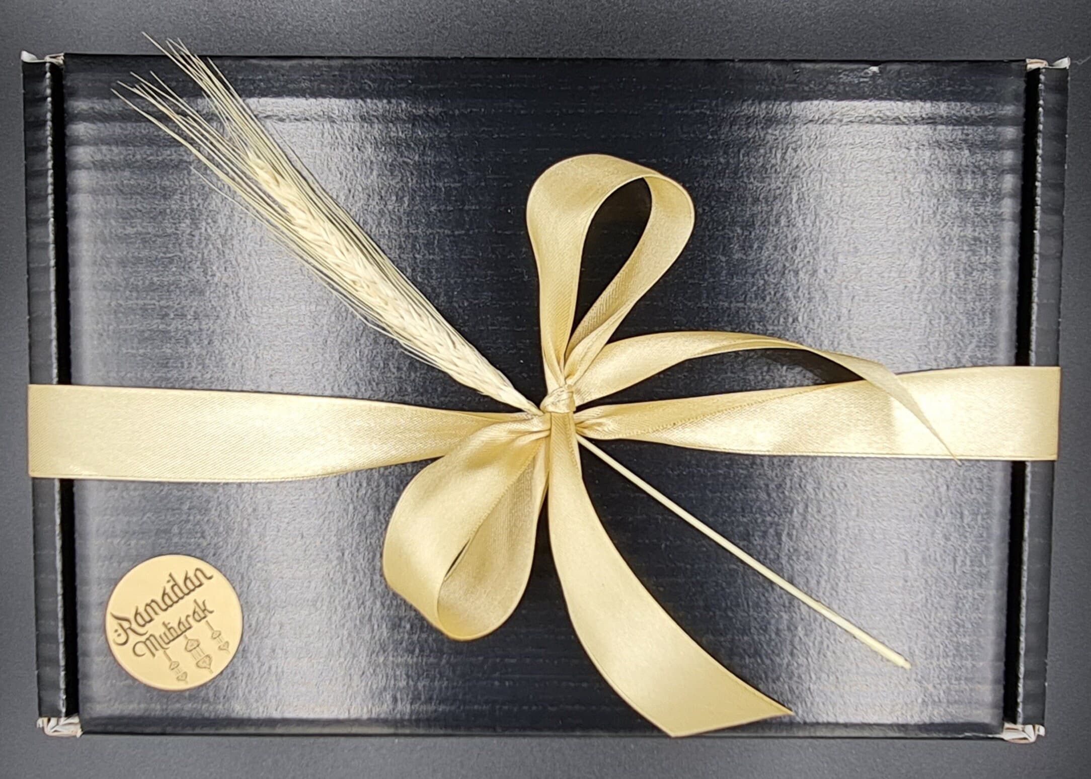 Best EID Gift Box Hamper 2026 Thoughtful Special Luxury Gift - Handmade - Zam Zam Ajwa - Sidr Honey - Muslim Islamic Ramadan Mubarak <3 - image 5