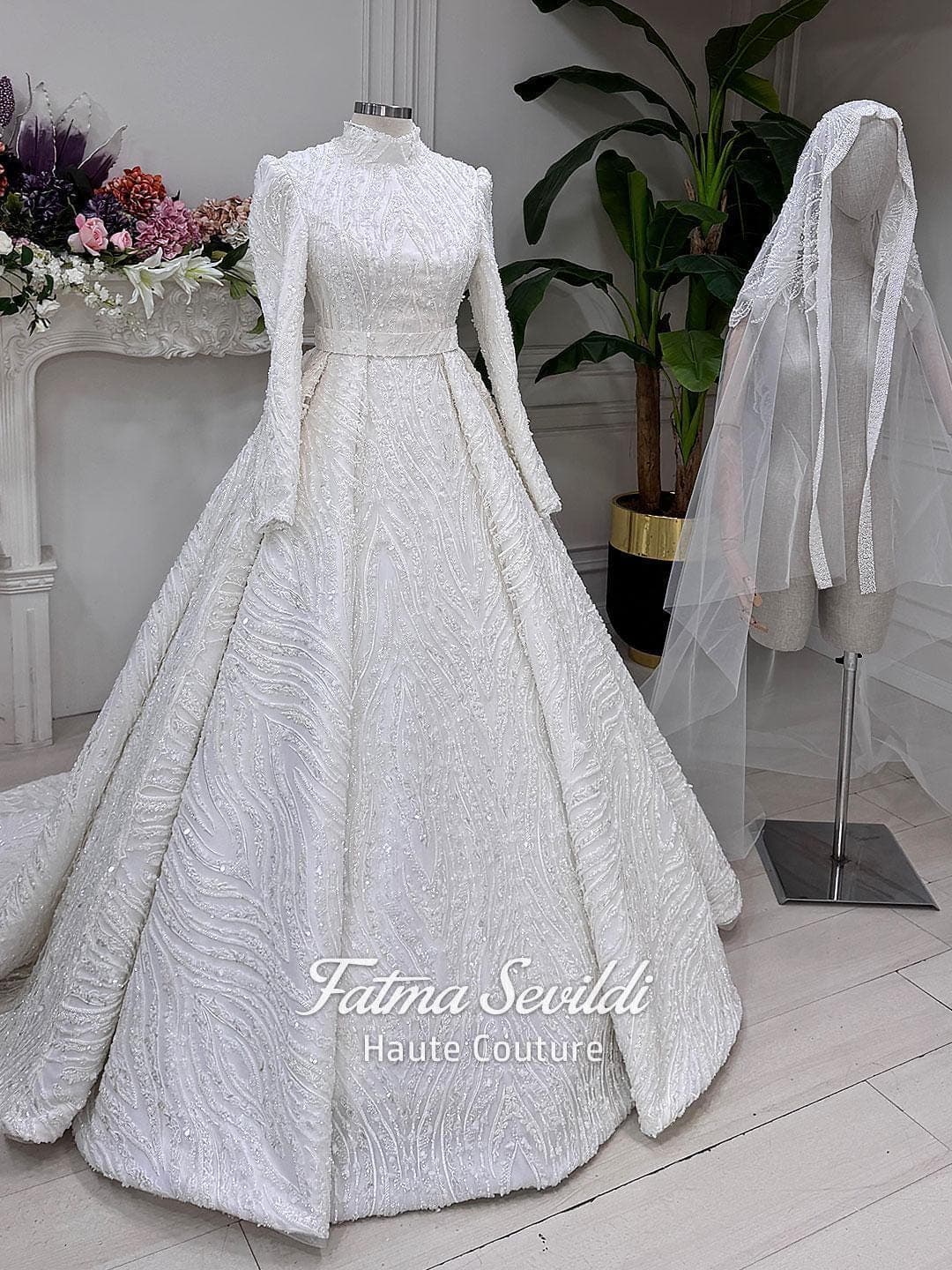Fatma Sevildi Couture,
Modest Wedding Dress,
Muslim Wedding Dress,
Hijab Wedding Dress,
islamic wedding dress,
Tesettür Gelinlik,
Hijab Bridal Gown,
Arabic Wedding Dress,
Hijab Evening Dress,
Modest Prom Dress,
Long Sleeve Bridal Dress