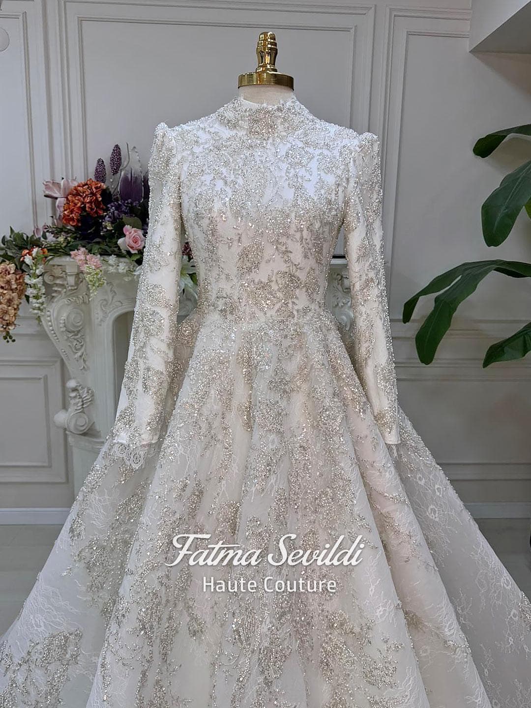 Fatma Sevildi Couture,
Modest Wedding Dress,
Muslim Wedding Dress,
Hijab Wedding Dress,
islamic wedding dress,
Tesettür Gelinlik,
Hijab Bridal Gown,
Arabic Wedding Dress,
Hijab Evening Dress,
Modest Prom Dress,
Long Sleeve Bridal Dress