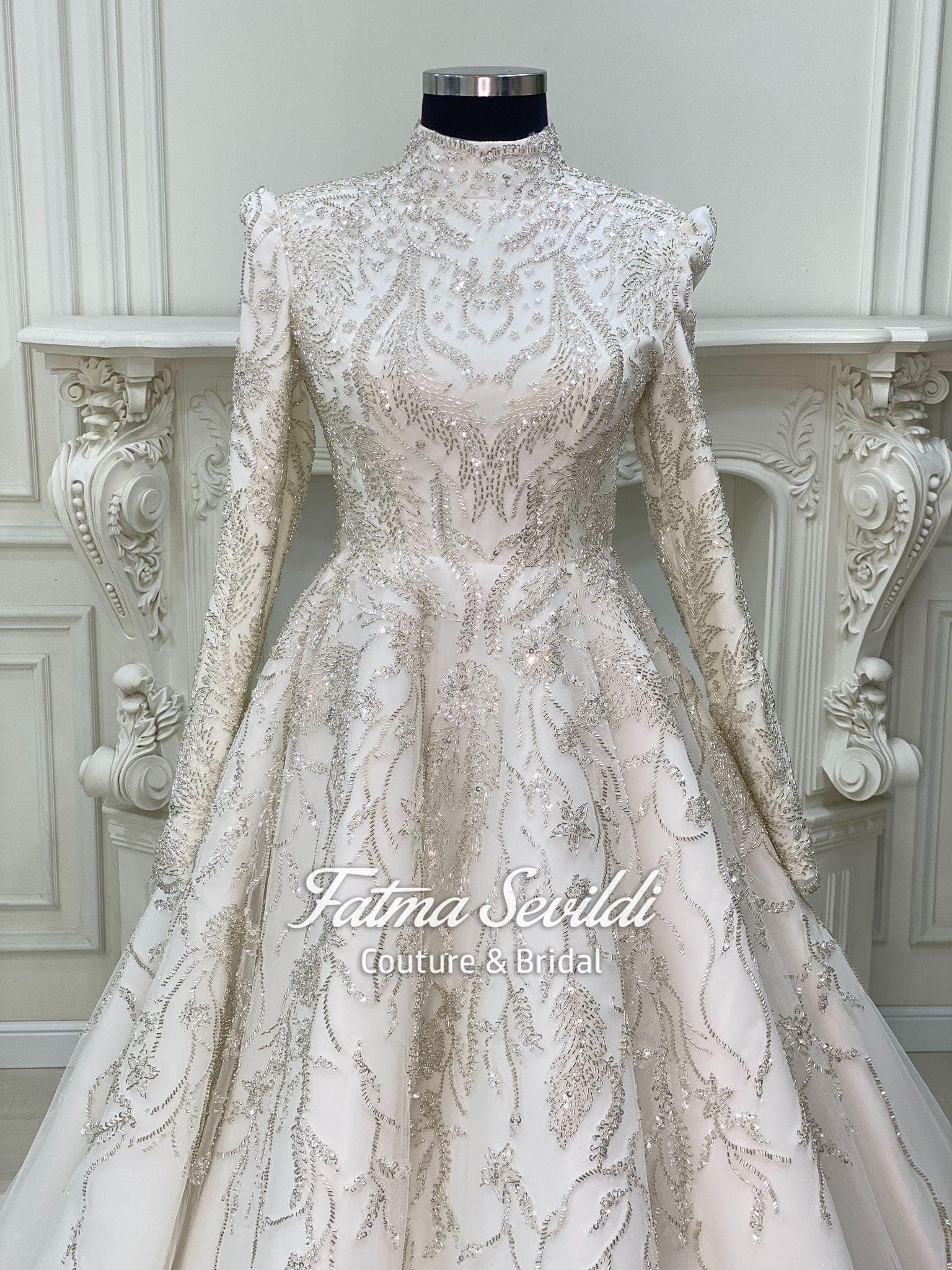 Fatma Sevildi Couture,
Modest Wedding Dress,
Muslim Wedding Dress,
Hijab Wedding Dress,
islamic wedding dress,
Tesettür Gelinlik,
Hijab Bridal Gown,
Arabic Wedding Dress,
Hijab Evening Dress,
Modest Prom Dress,
Long Sleeve Bridal Dress