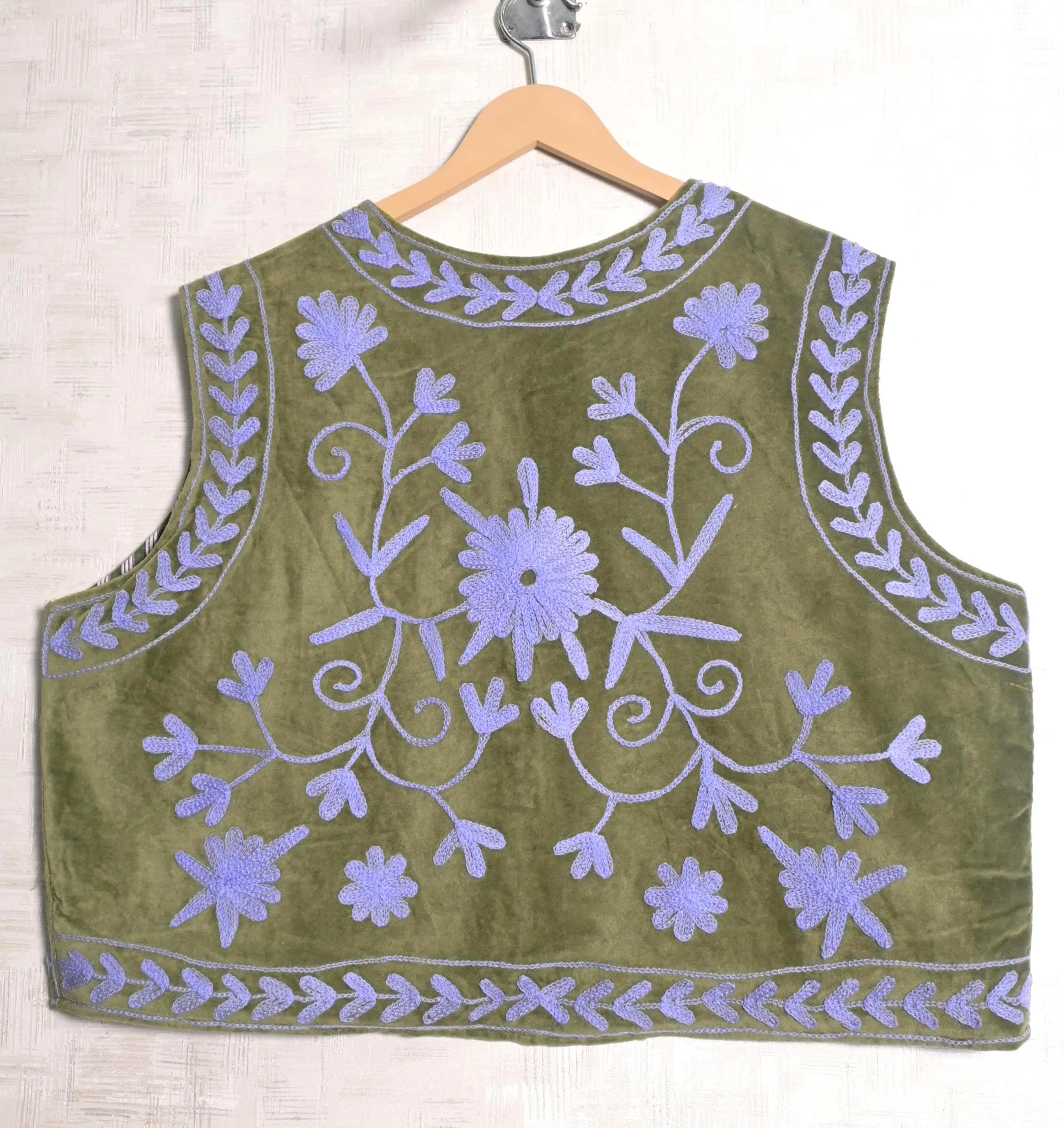 Velvet Suzani Embroidered Hippie Women Vest Indian Casual Sleeveless Short Jacket Plus Size Waistcoat - image 5