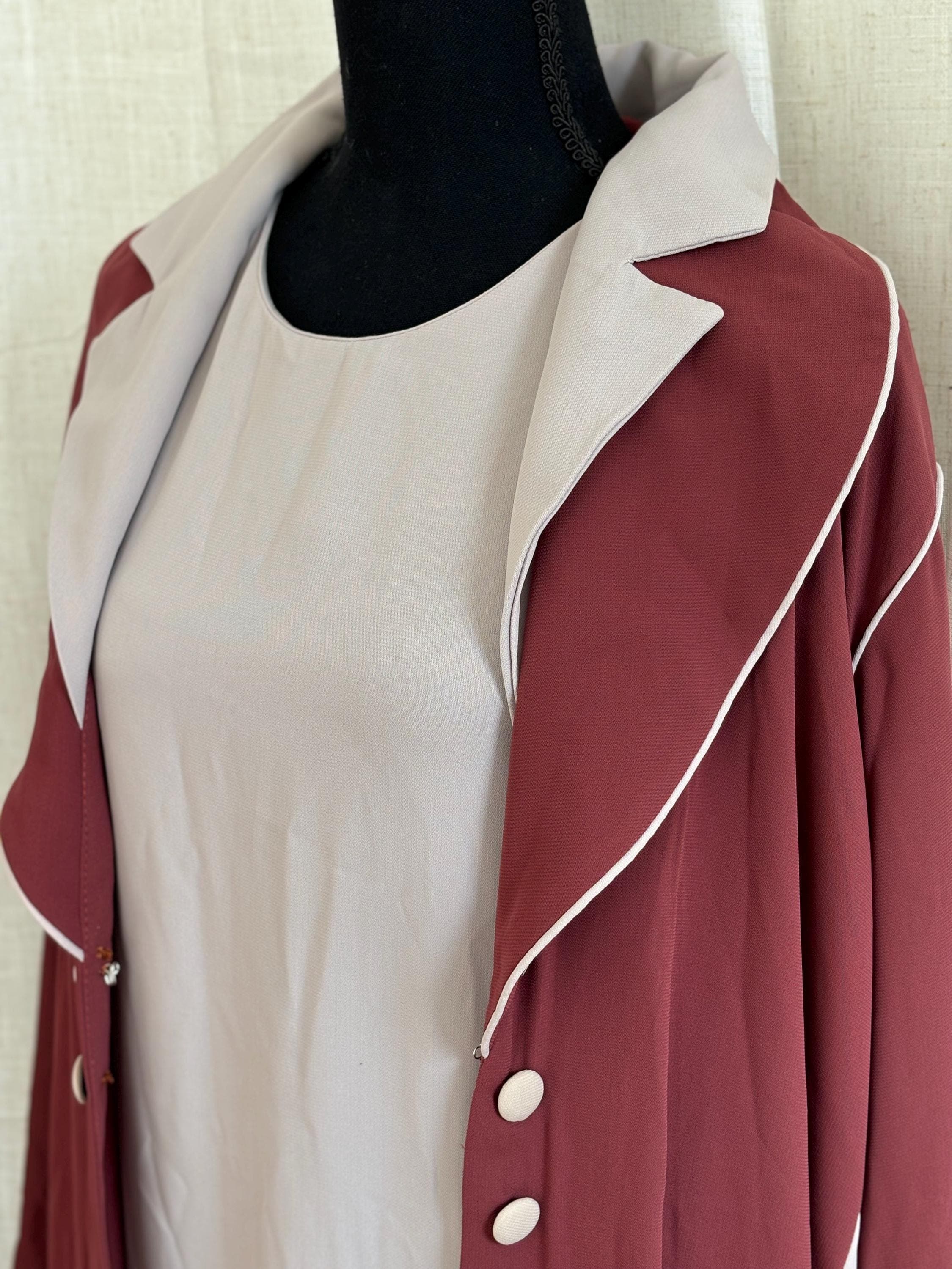 Two-Tone Abaya with Lapel Design, Maroon & Beige, Modest Dress - image 4
