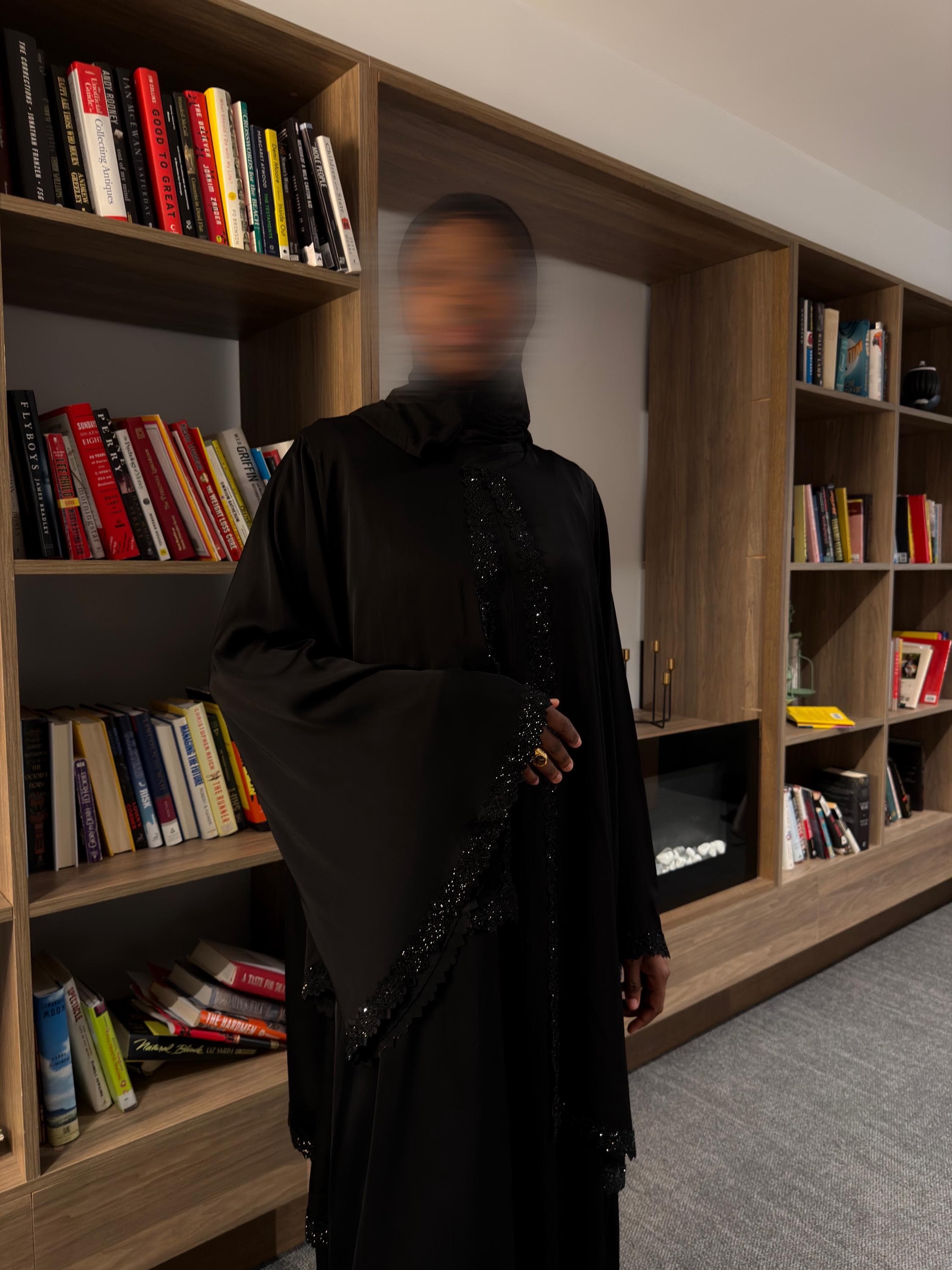 Black Closed Abaya Set with Hijab: Modest Dress - image 3