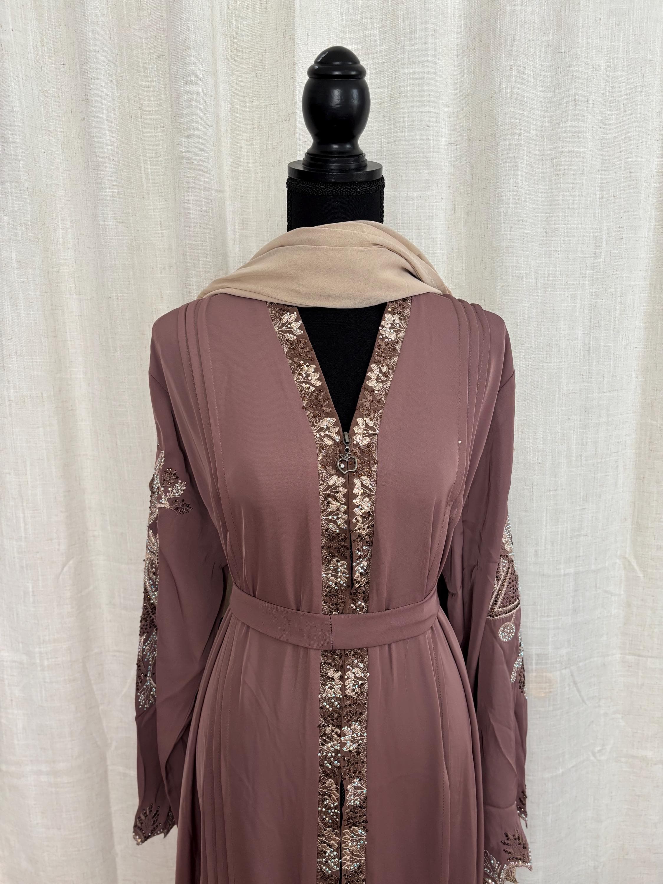 Embroidered Abaya with Belt & Hijab | Dubai Handwork Muslim Dress