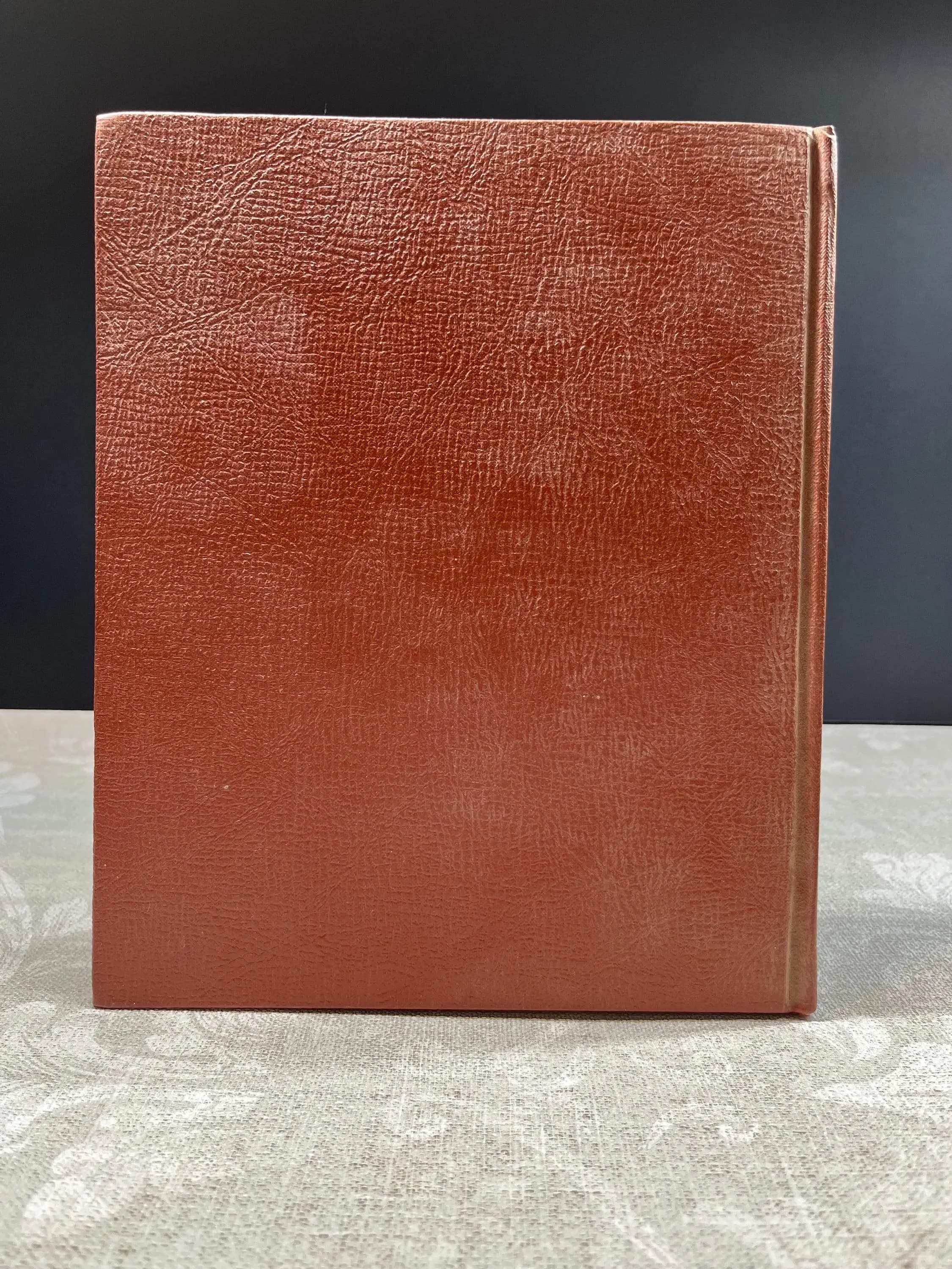 1970 The Art and Science of Horseshoeing by R. Gordon Greeley with drawings by the author - image 4