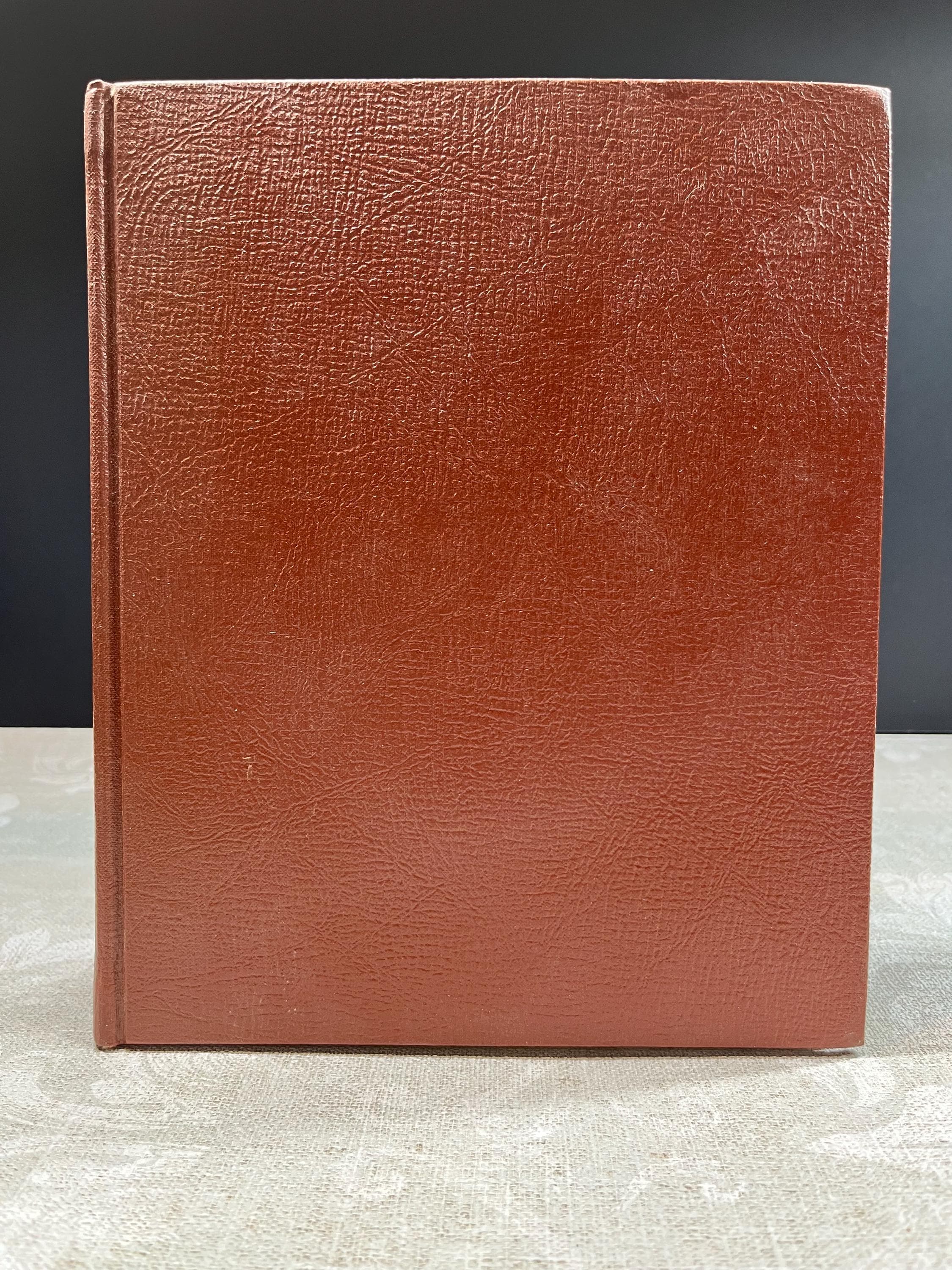 1970 The Art and Science of Horseshoeing by R. Gordon Greeley with drawings by the author