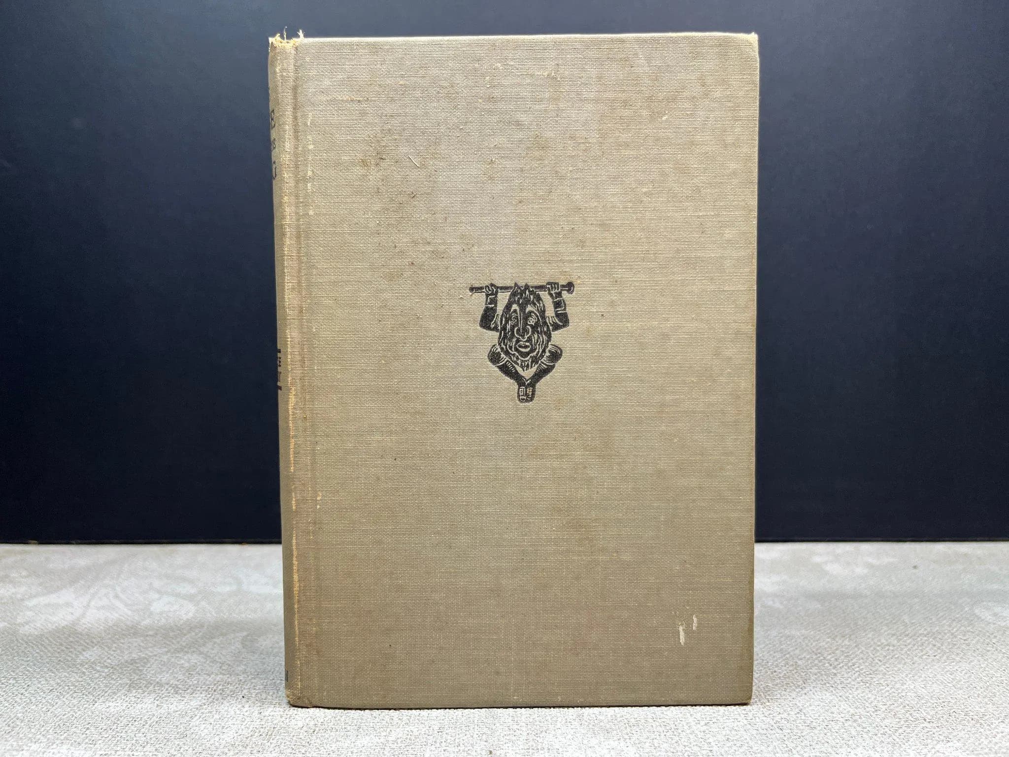1946 The Rose and the Ring by Mr. M. A. Titmarsh Illustrated The Macmillan Company