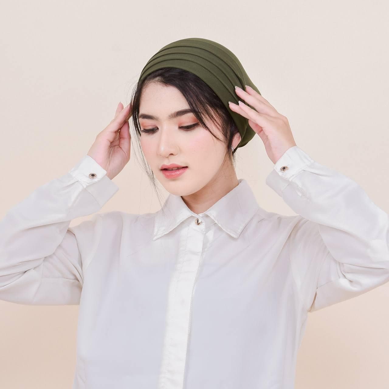 BELLA Instant Turban, Elastic Hair Bonnet Beanie Hat, Ready-to-Wear Pre-tied Head Wrap, Easy Wear Slip-On Headwear, Headdress, Hair Covering