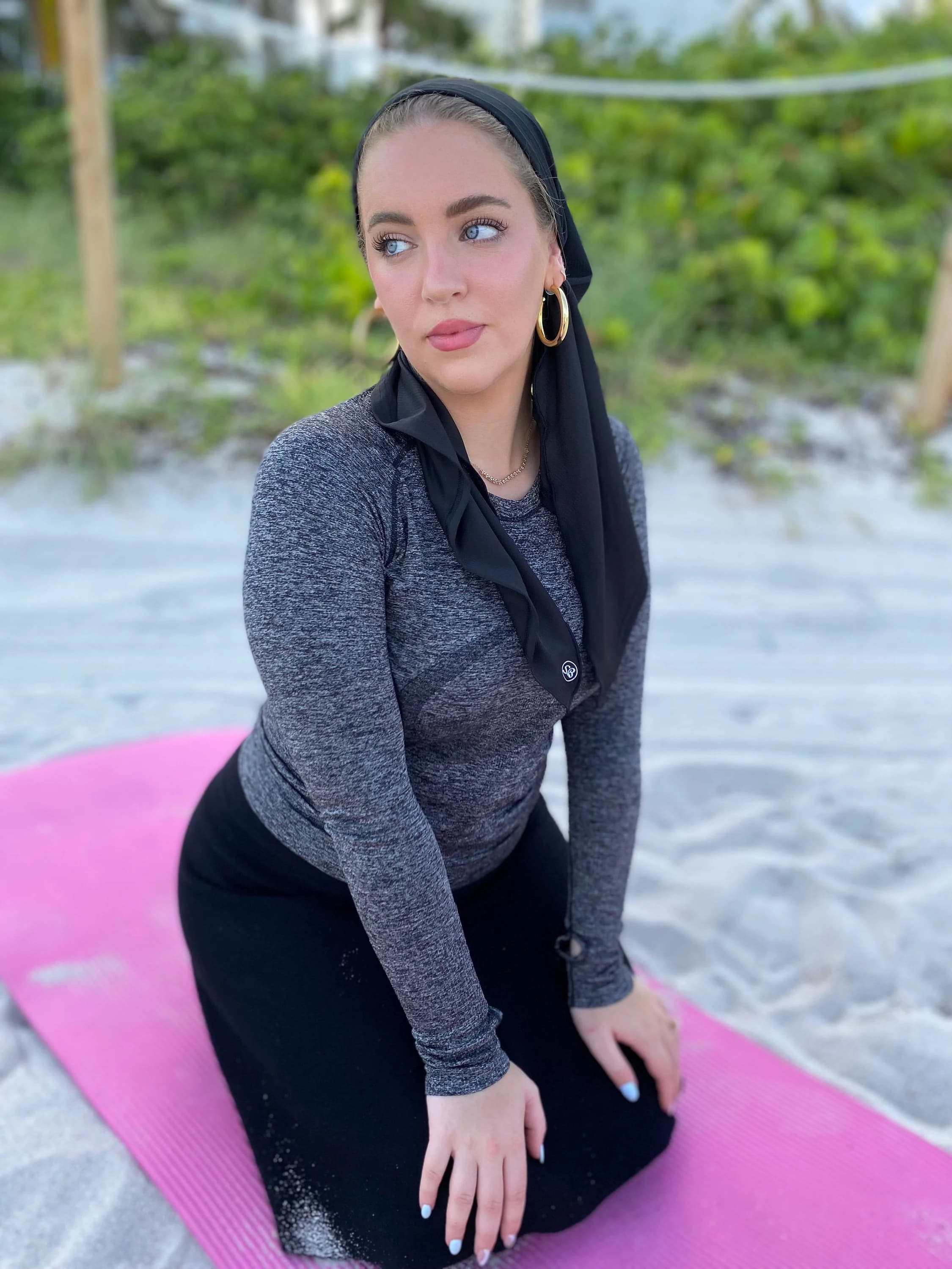 SB Dri Fit Pretied Scarf Black (with Velvet Grip) - image 2
