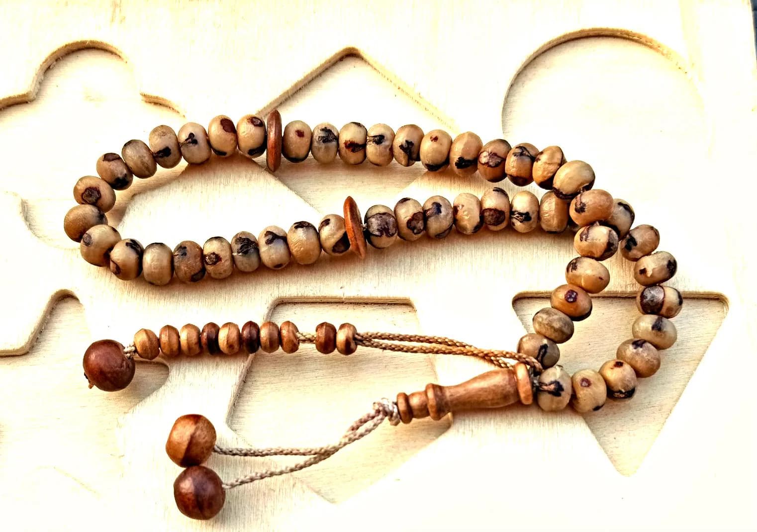 Original Date Seed Islamic Tasbih – 99–100 Natural Beads Handmade Misbaha Rosary for Dhikr & Prayer