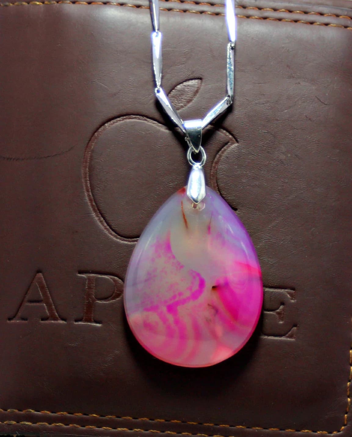Luxury Pink Agate Pendant – Romantic Gemstone Necklace Gift for Her - image 4