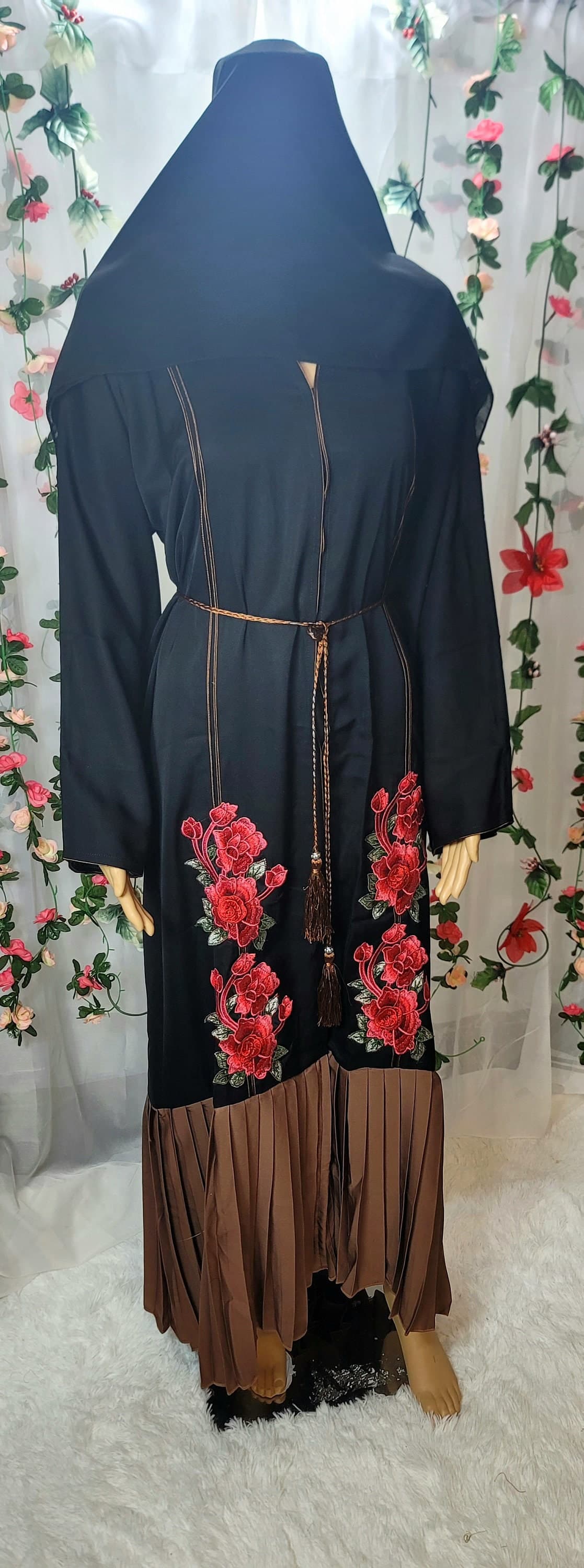 Embroidered Black Abaya: Modest Kimono Dress with Headscarf & Belt - image 4