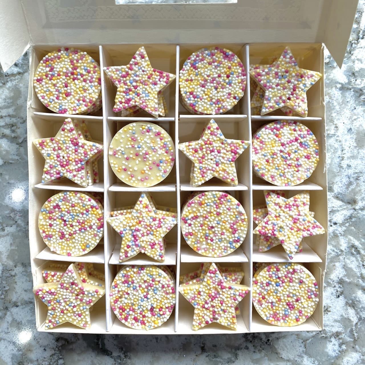The White Chocolate Box | Halal Sweets | Birthday Party | Wedding Favour | Valentines | Eid | Ramadan | Christmas | Corporate Gifts | Events - image 3