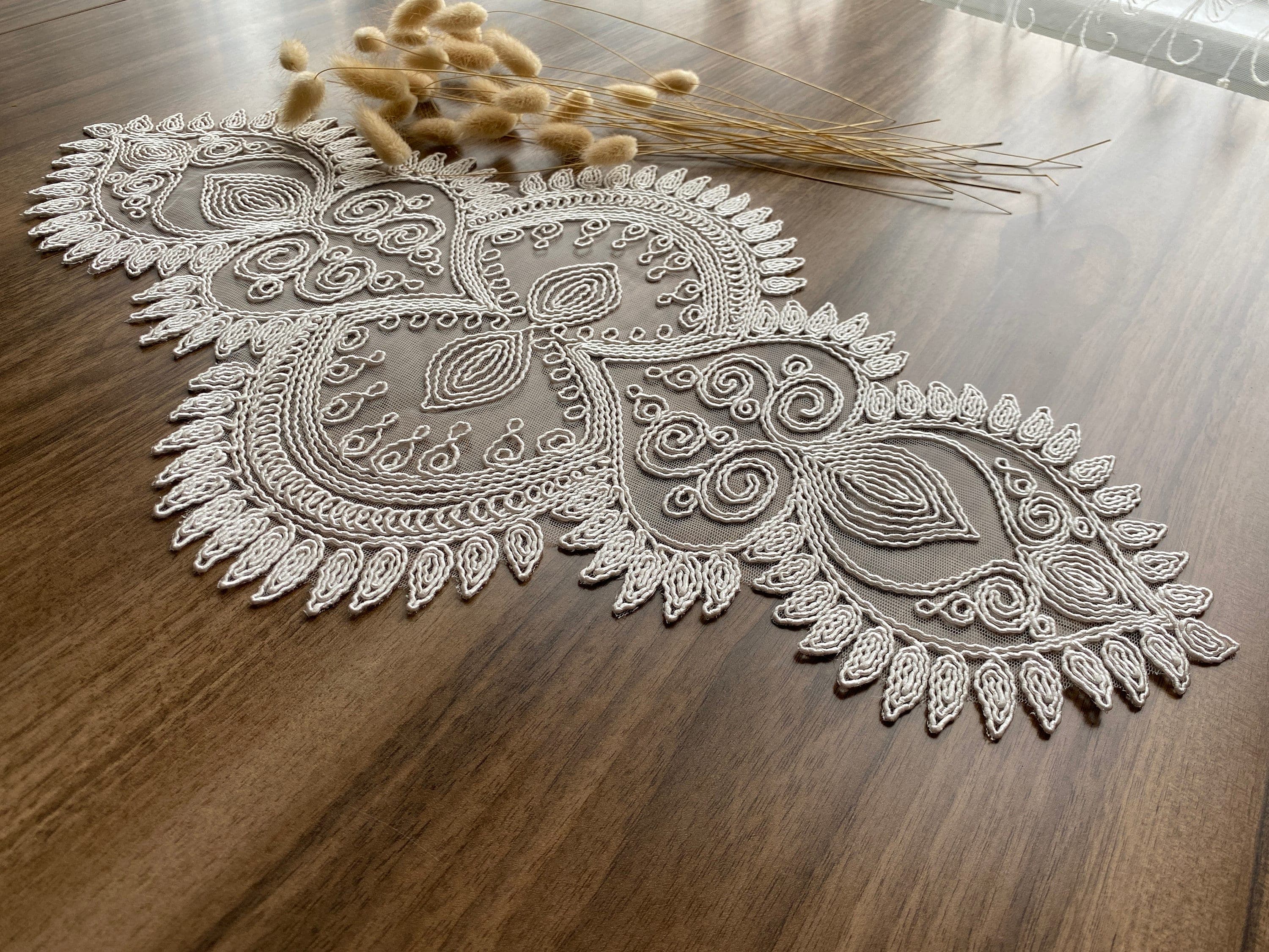 Cream French lace doily placemats, Vintage velvet lace placemats, Dainty lace doily mats, Delicate Antique style lace doily mats,  LC222 - image 4