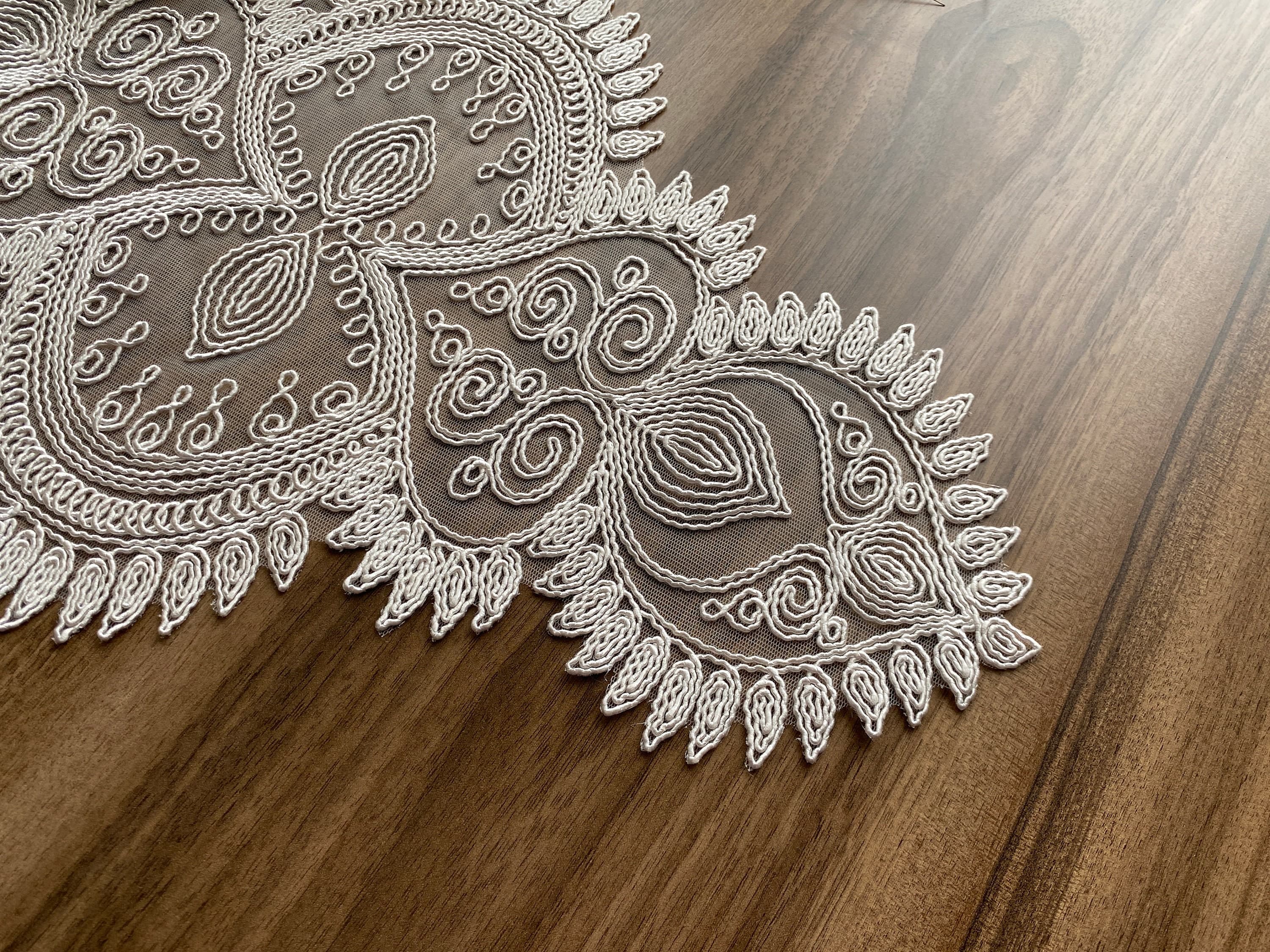 Cream French lace doily placemats, Vintage velvet lace placemats, Dainty lace doily mats, Delicate Antique style lace doily mats,  LC222 - image 5