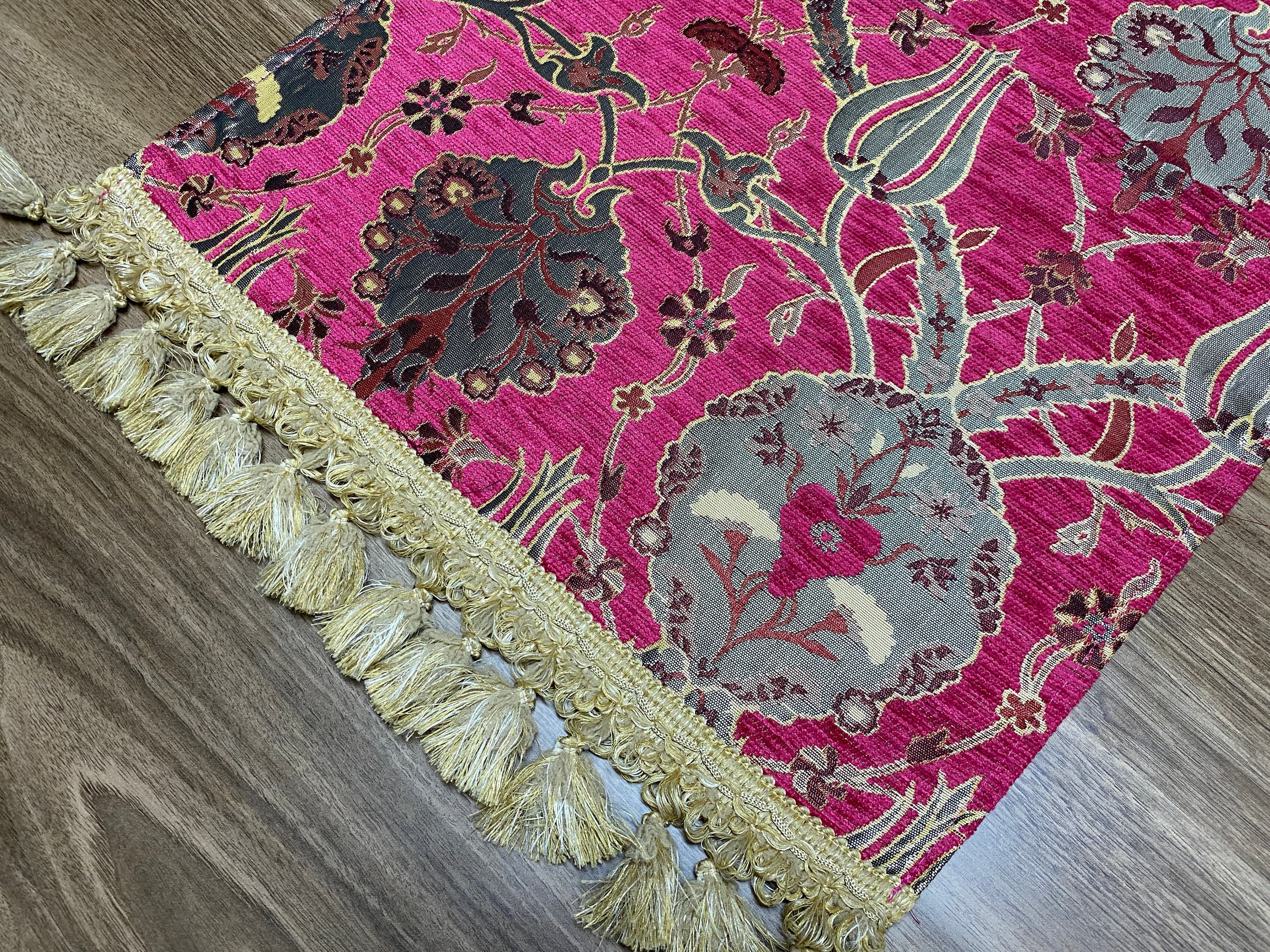 Fuchsia Tulip Pattern Mini Turkish Coffee Table Cloth Runner,  Home Boho Wedding Oriental Table Runner, Diner Table Runner, RNR327