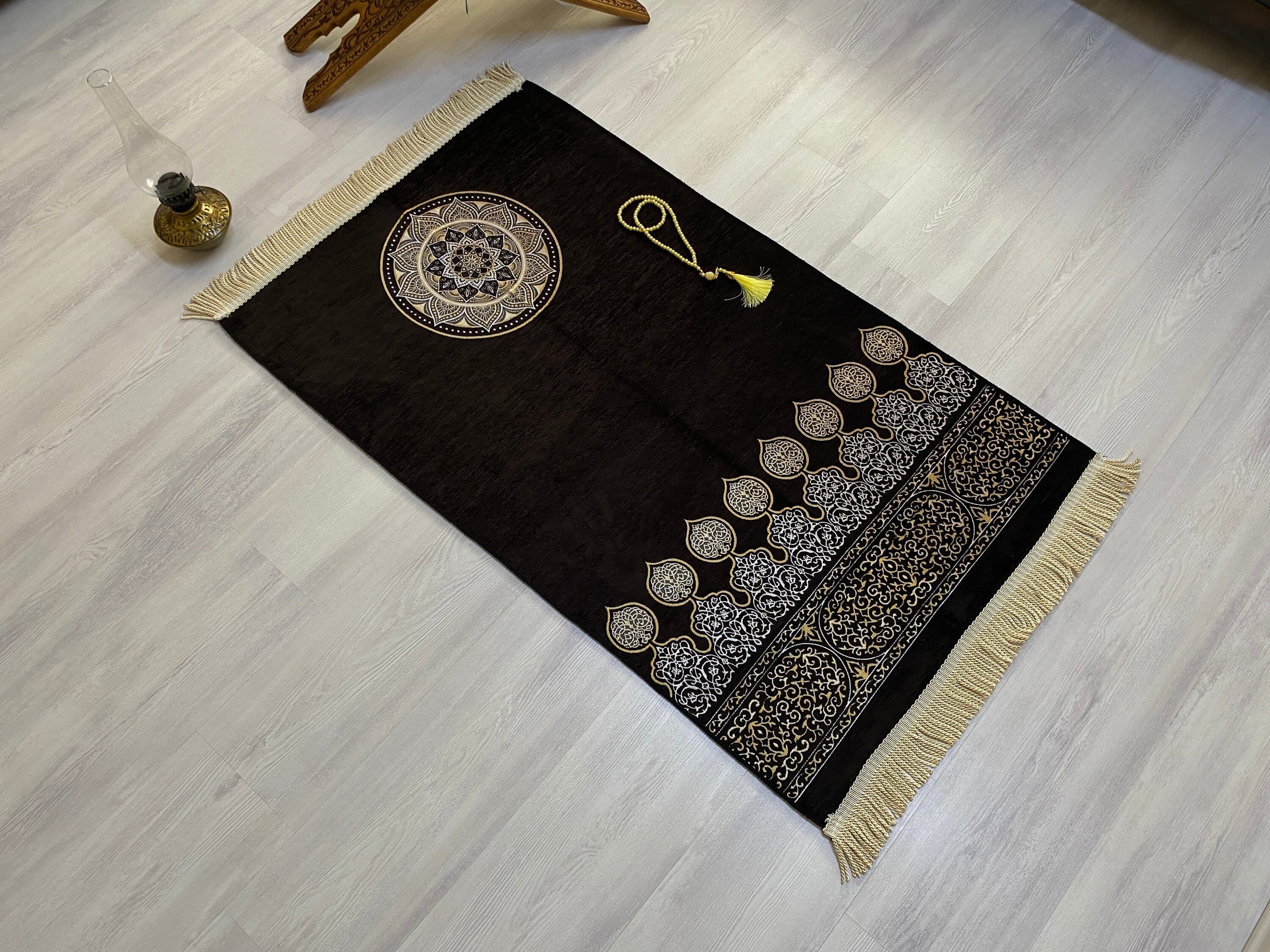 Kaaba Hz Abraham Black Prayer Mat, Sejadah Prayer Mat with Tasbeeh,Muslim Wedding Gift, Prayer Rug, Muslim Janamaz, Islamic Gift, RNR540 - image 4