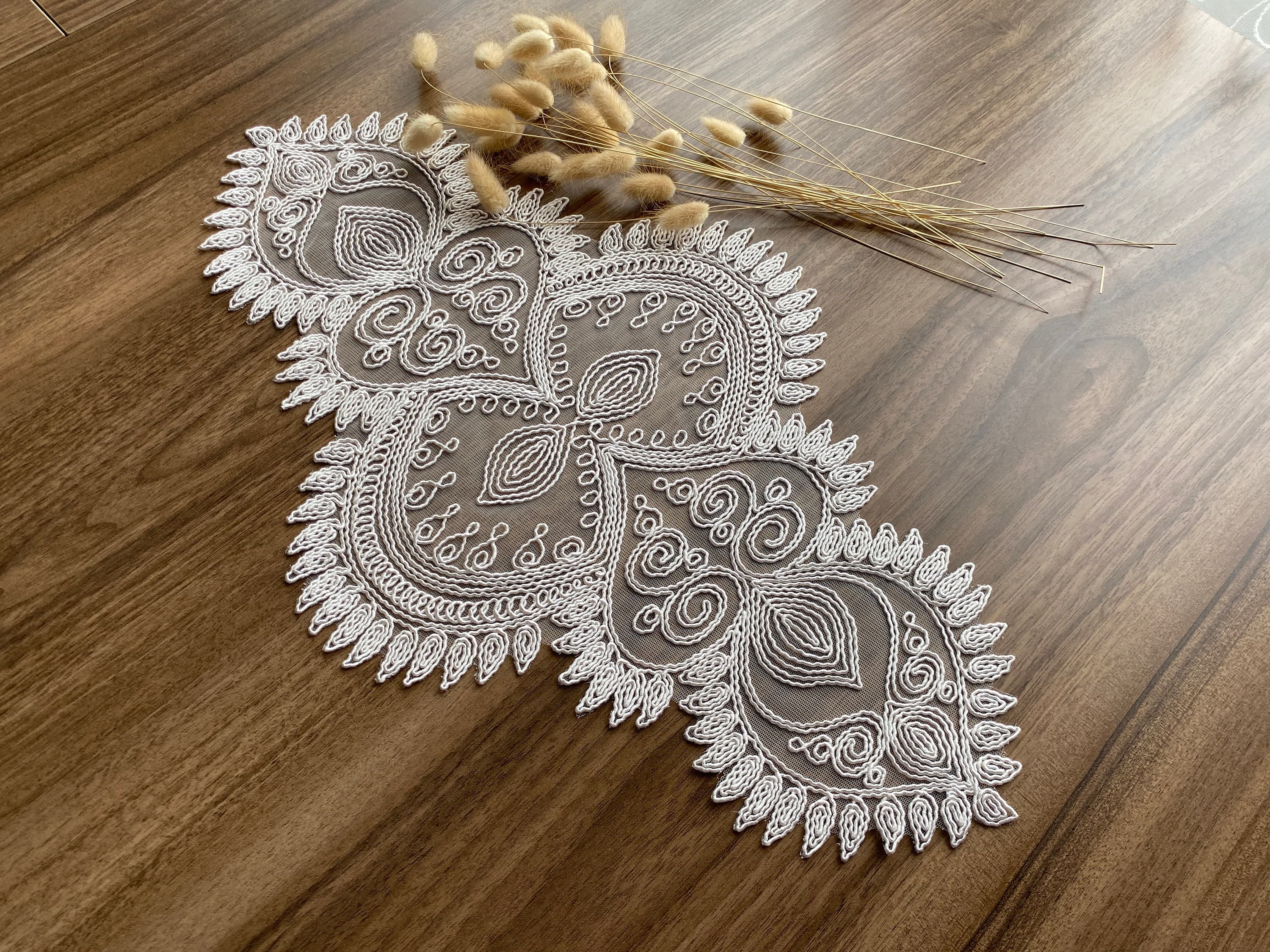 Cream French lace doily placemats, Vintage velvet lace placemats, Dainty lace doily mats, Delicate Antique style lace doily mats,  LC222