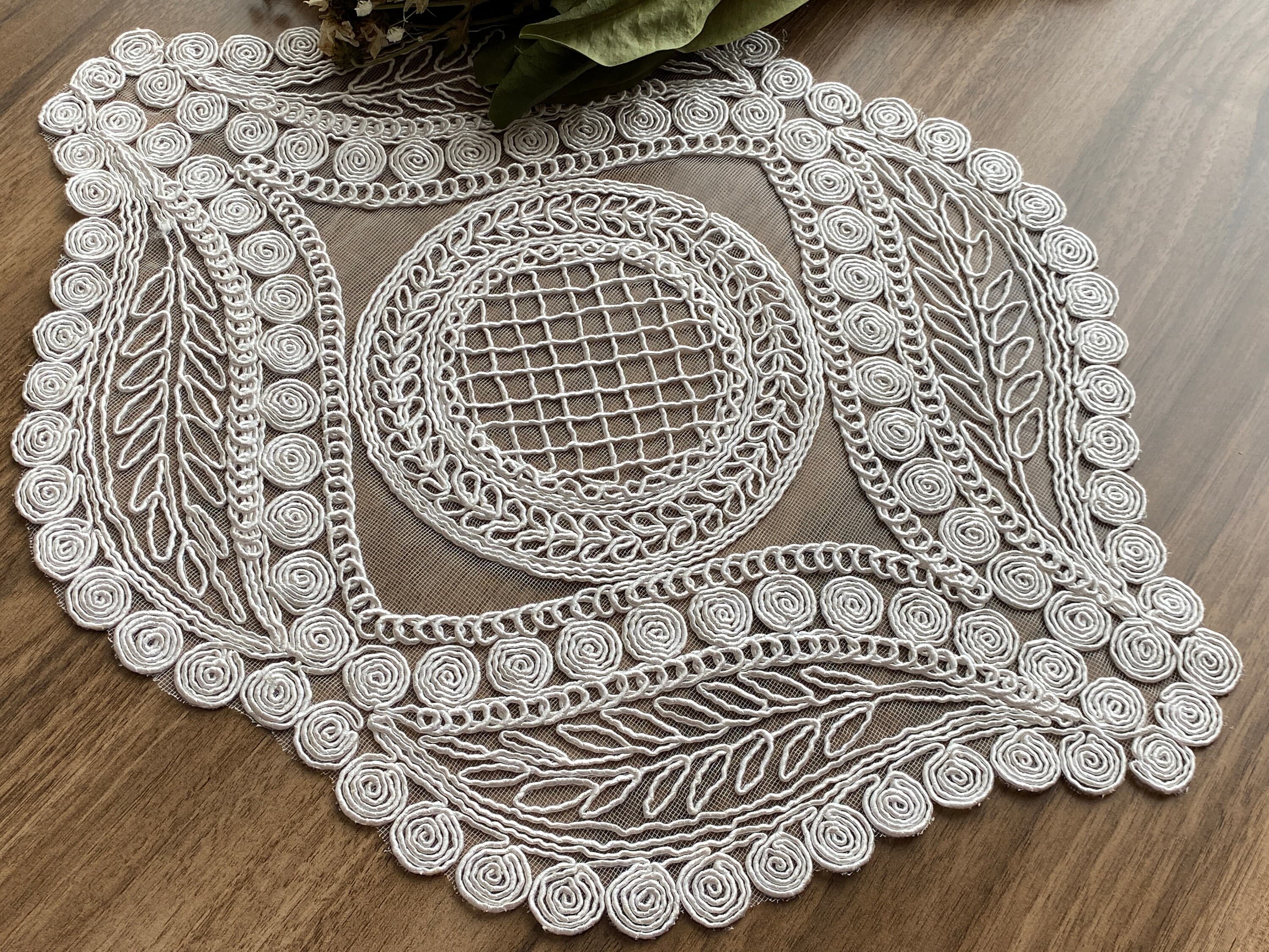 Cream French lace doily placemats, Vintage velvet lace placemats, Dainty lace doily mats, Delicate Antique style lace doily mats,  LC203 - image 3