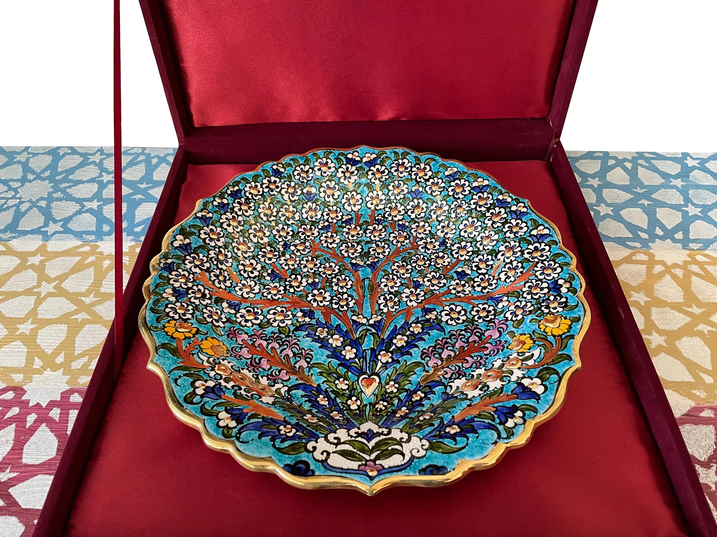 Gold Tree of Life Collectible Plate, 24 Carat Gold Ceramic Art Plate, Stoneware Wall Hanging, Unique Decor, Flower Gold Gift for Manager