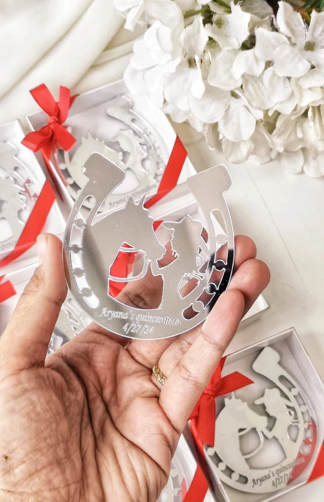 Personalized Quinceañera Horseshoe Magnet Favors: Sweet 16, Mis 15 - image 5