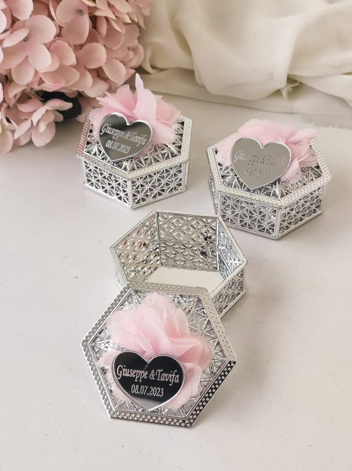 Pink Shades Wedding Favors for Guests,Personalized Birthday,Custom Quinceañera Gifts,Bride Shower Party,Silver Colored Candy Boxes,Sweet 16 - image 4