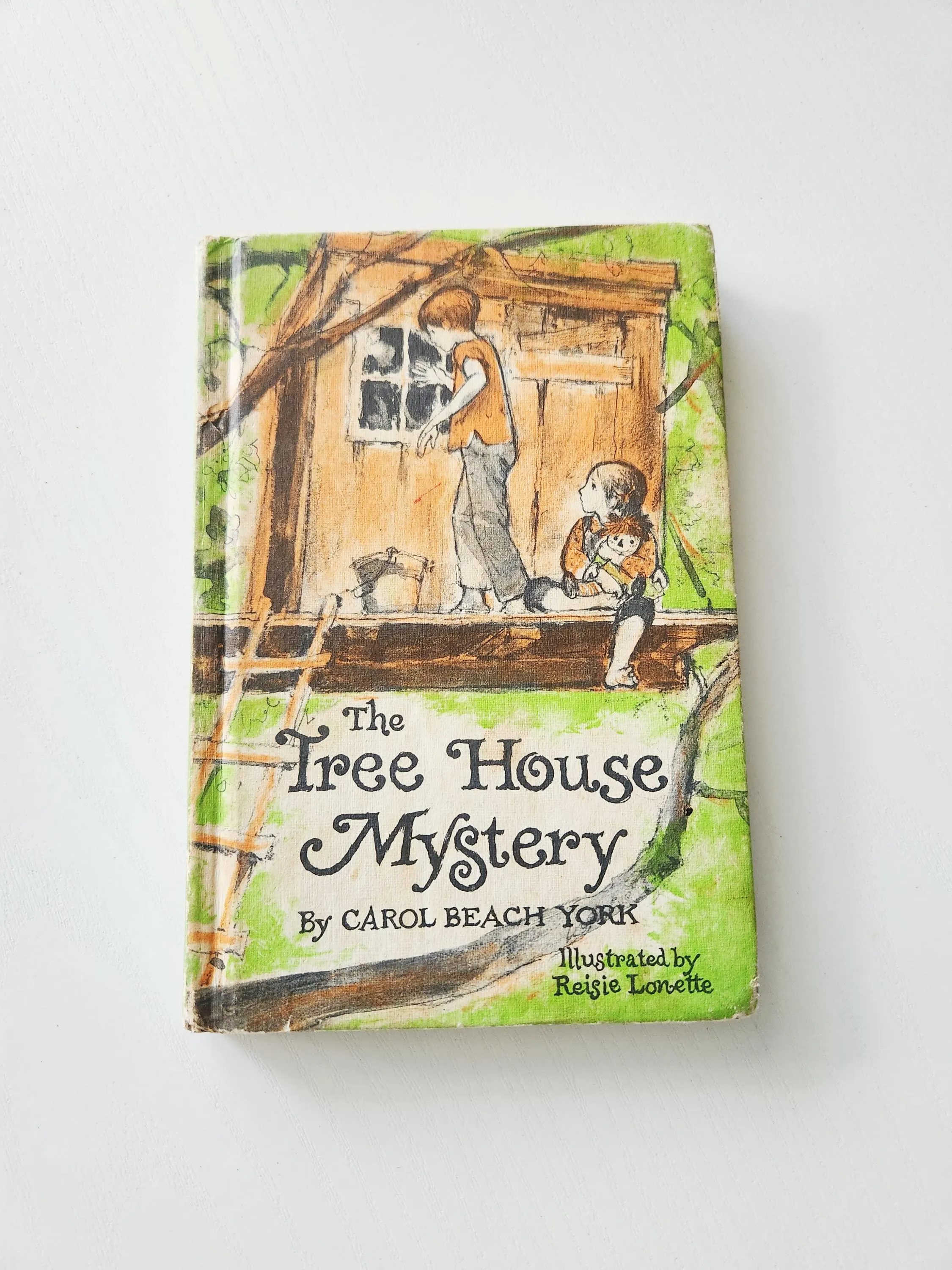 Vintage 1973 Children's Story Book – The Tree House Mystery by Carol Beach York