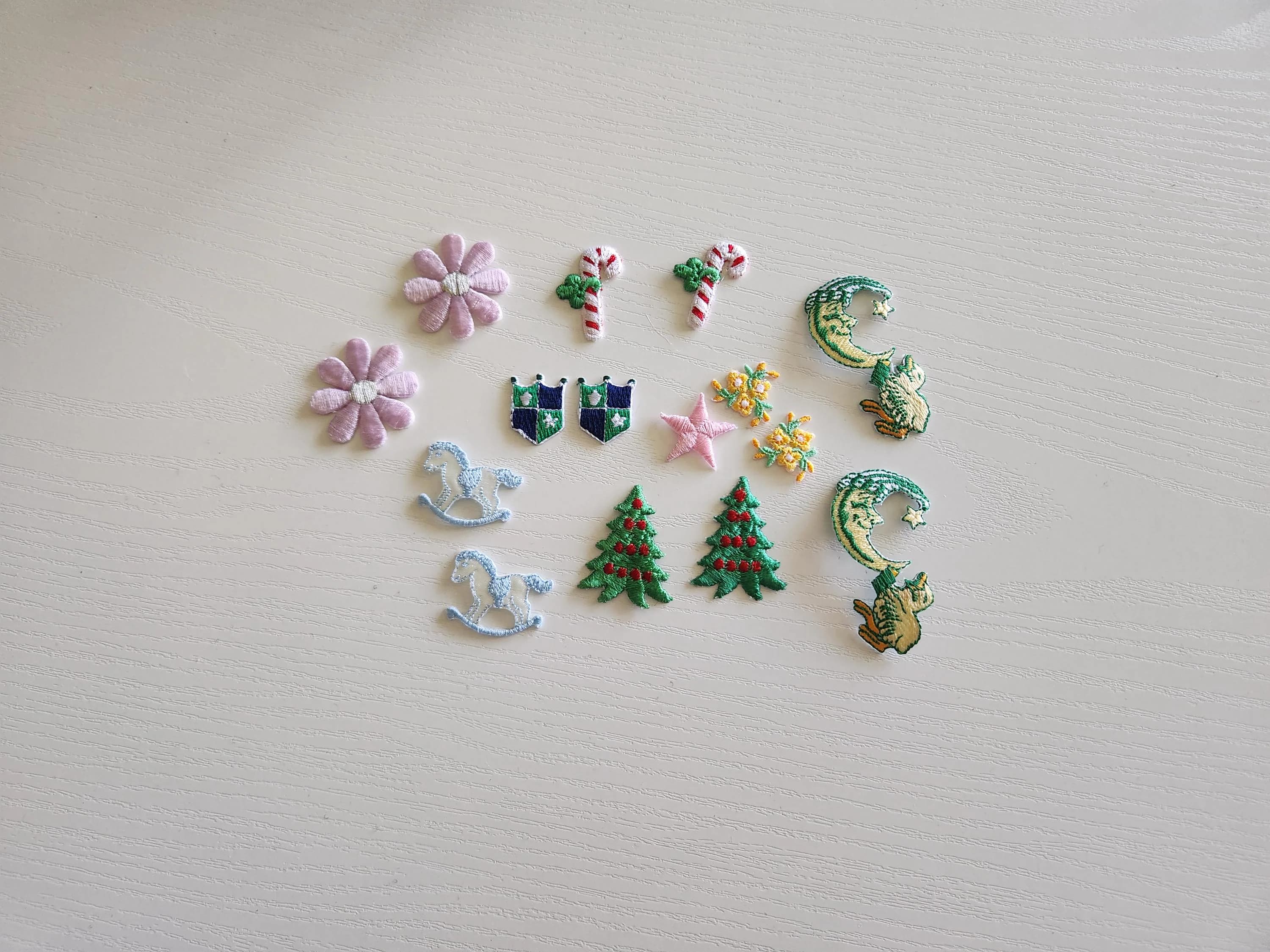 Vintage Embroidered Applique Patches –- Mixed Textile Lot of 15