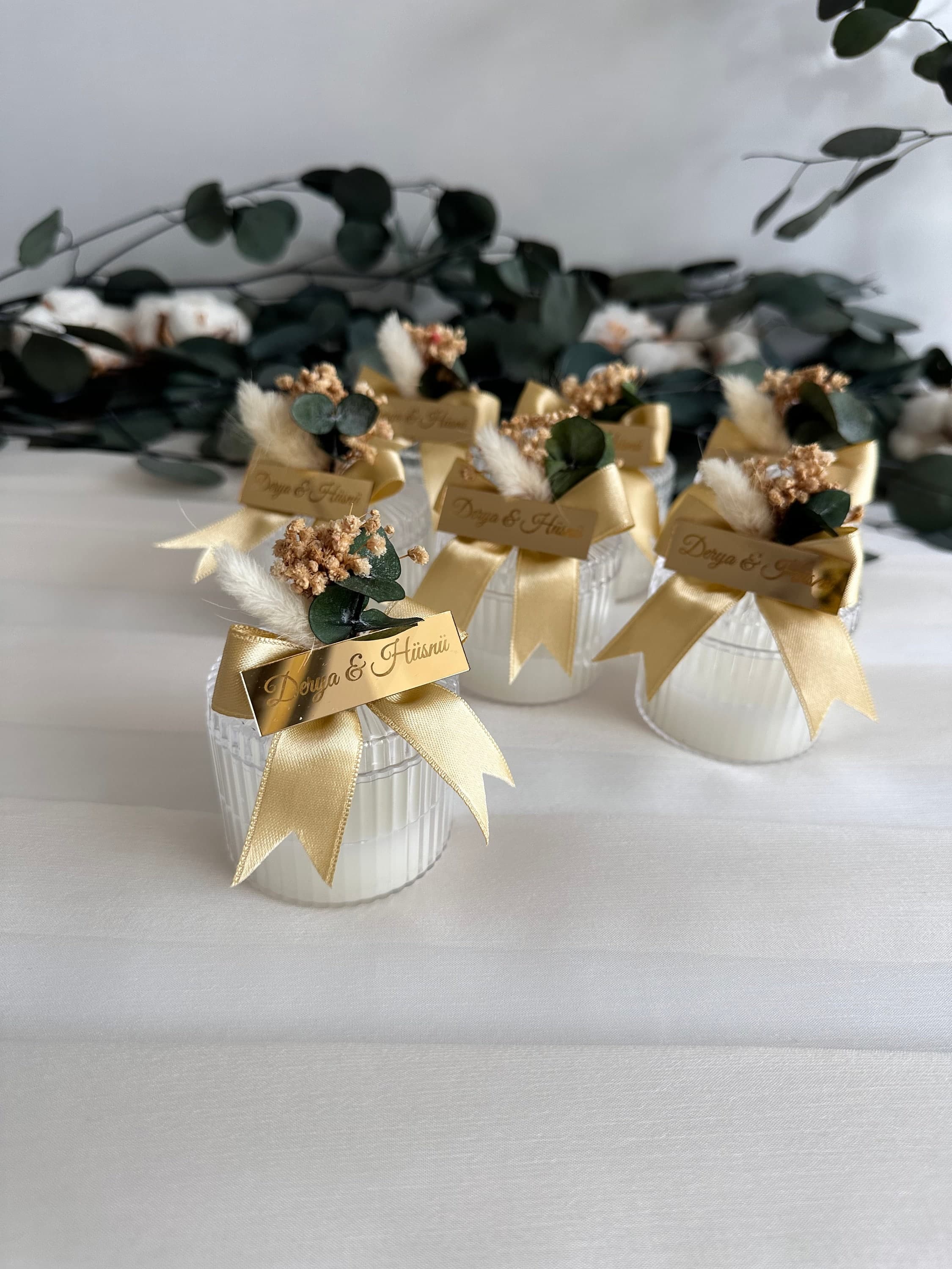 Personalized Wedding Candle Favors: Dried Flowers, Elegant Bulk Guest Gift - image 5