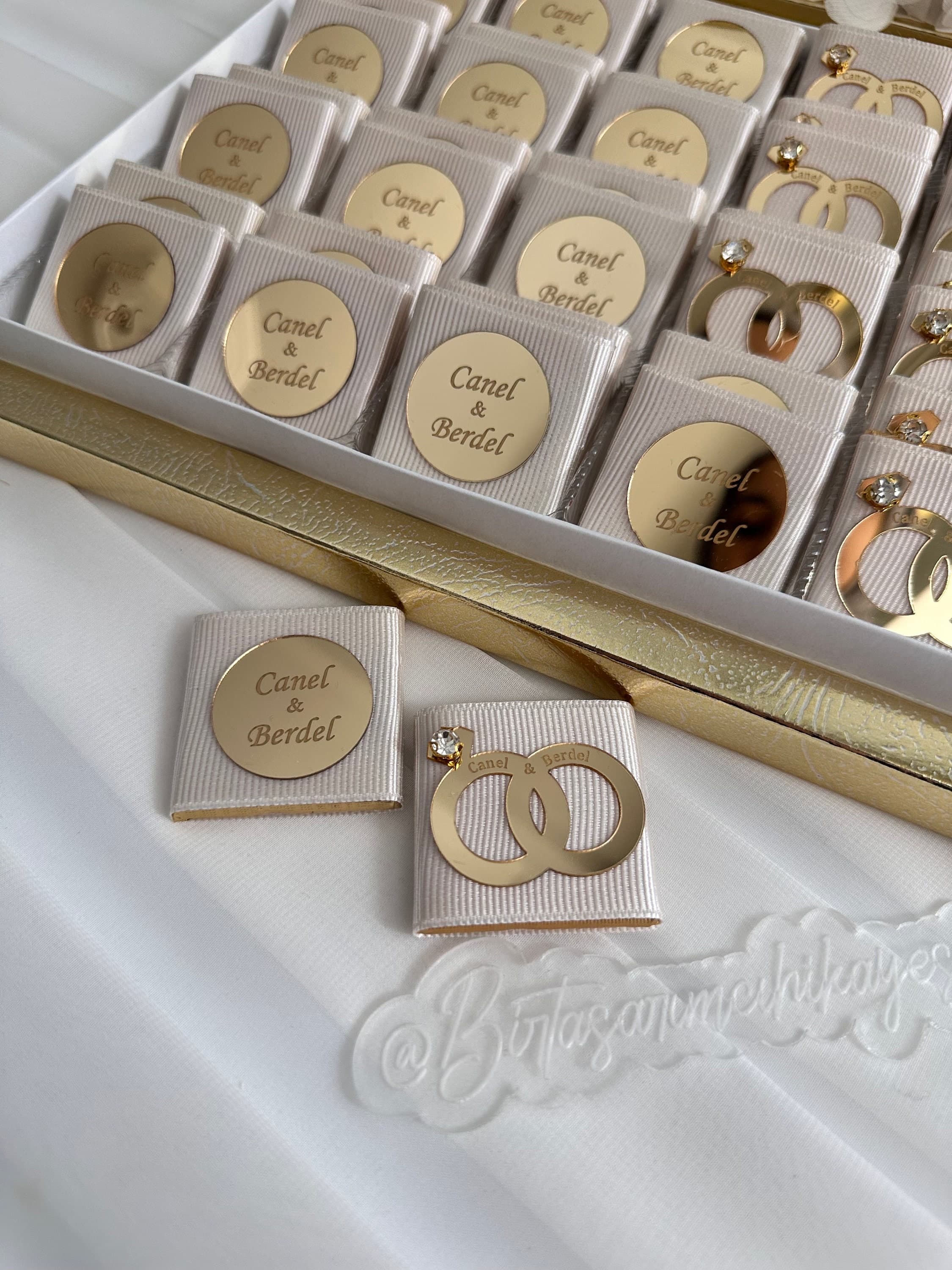 Personalized Madlen Chocolate: Wedding Engagement Party Favors - image 3