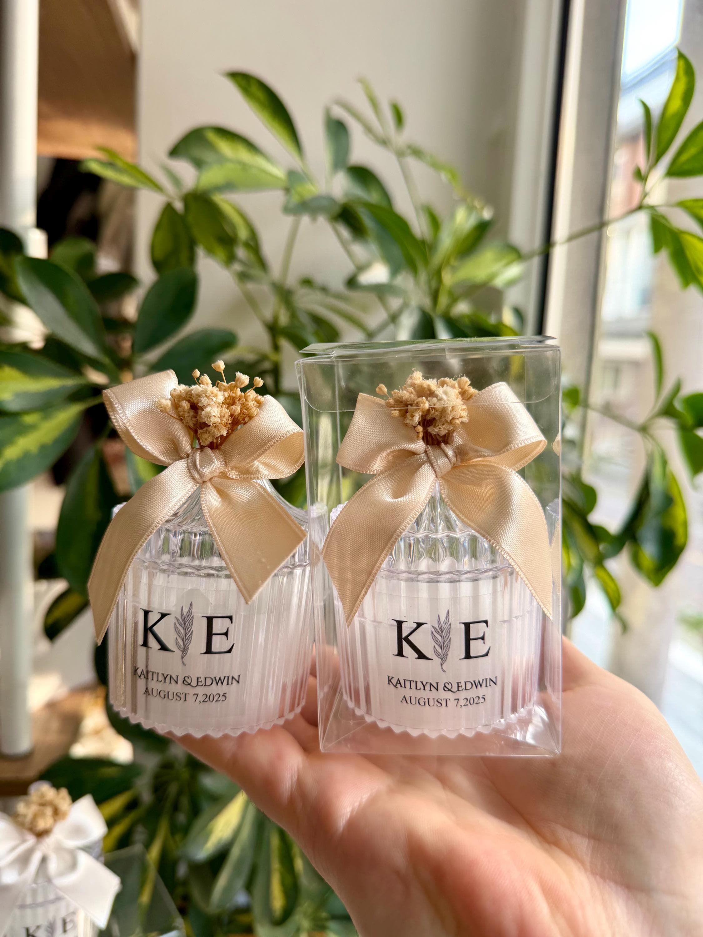 Personalized candles for weddings and engagement parties: Elegant Candle favors, Luxury Candle Gift - image 5
