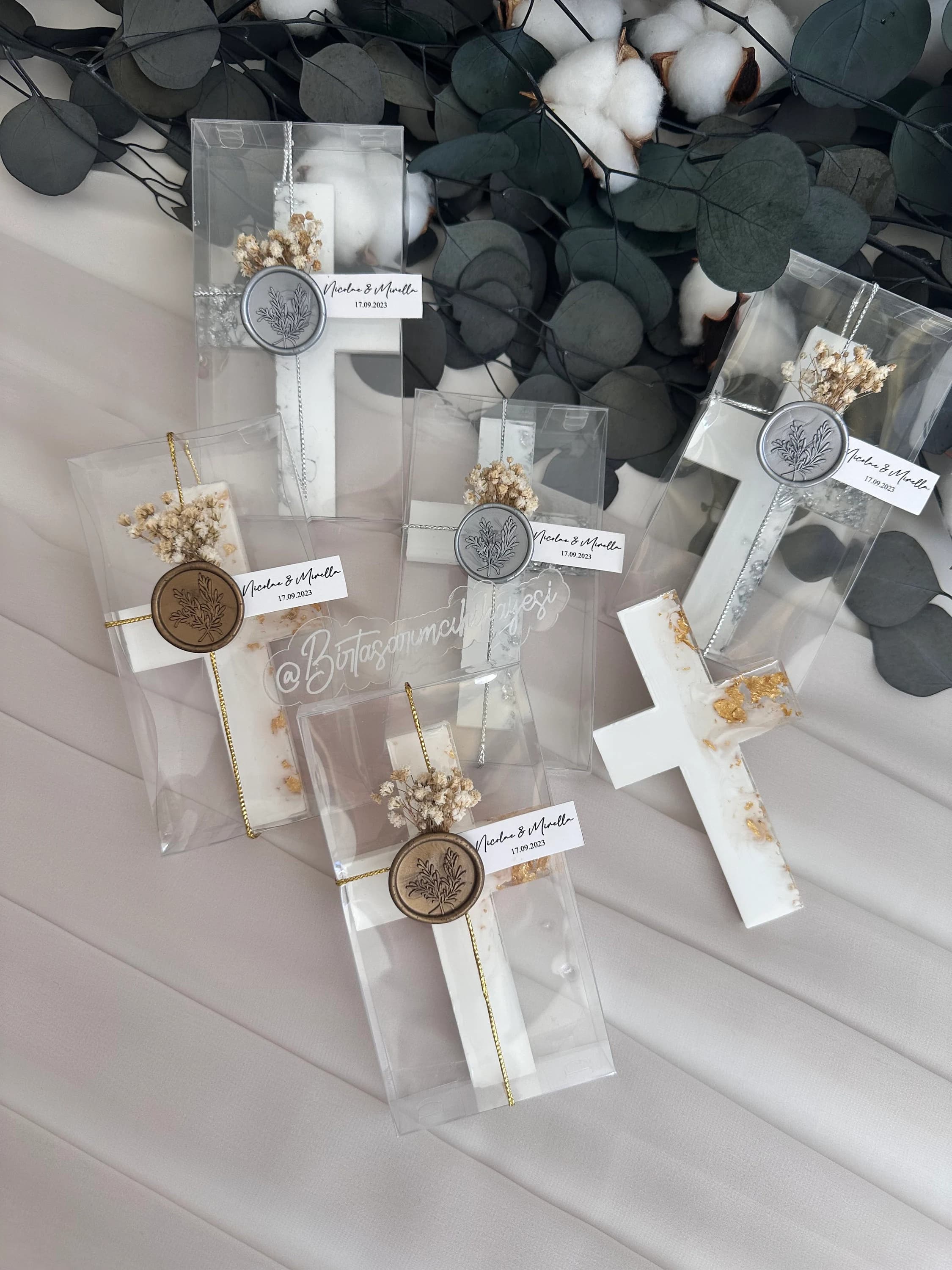 Epoxy Cross Magnet: Baptism Favors, Bomboniere Battesimo - image 5